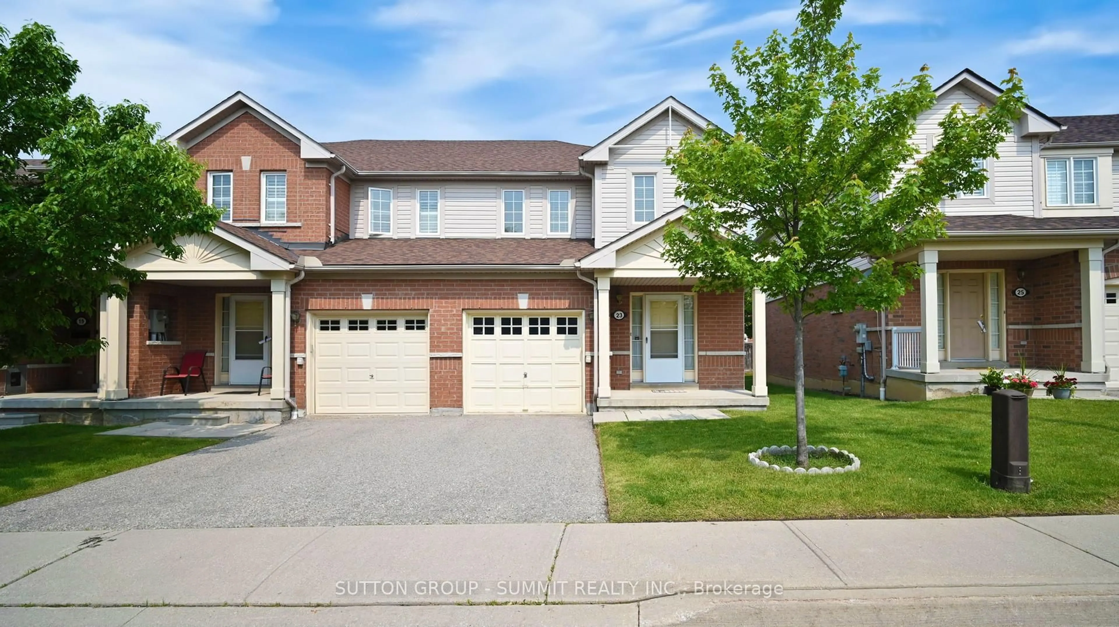 Home with brick exterior material, street for 6035 BIDWELL Tr #23, Mississauga Ontario L5V 3C8