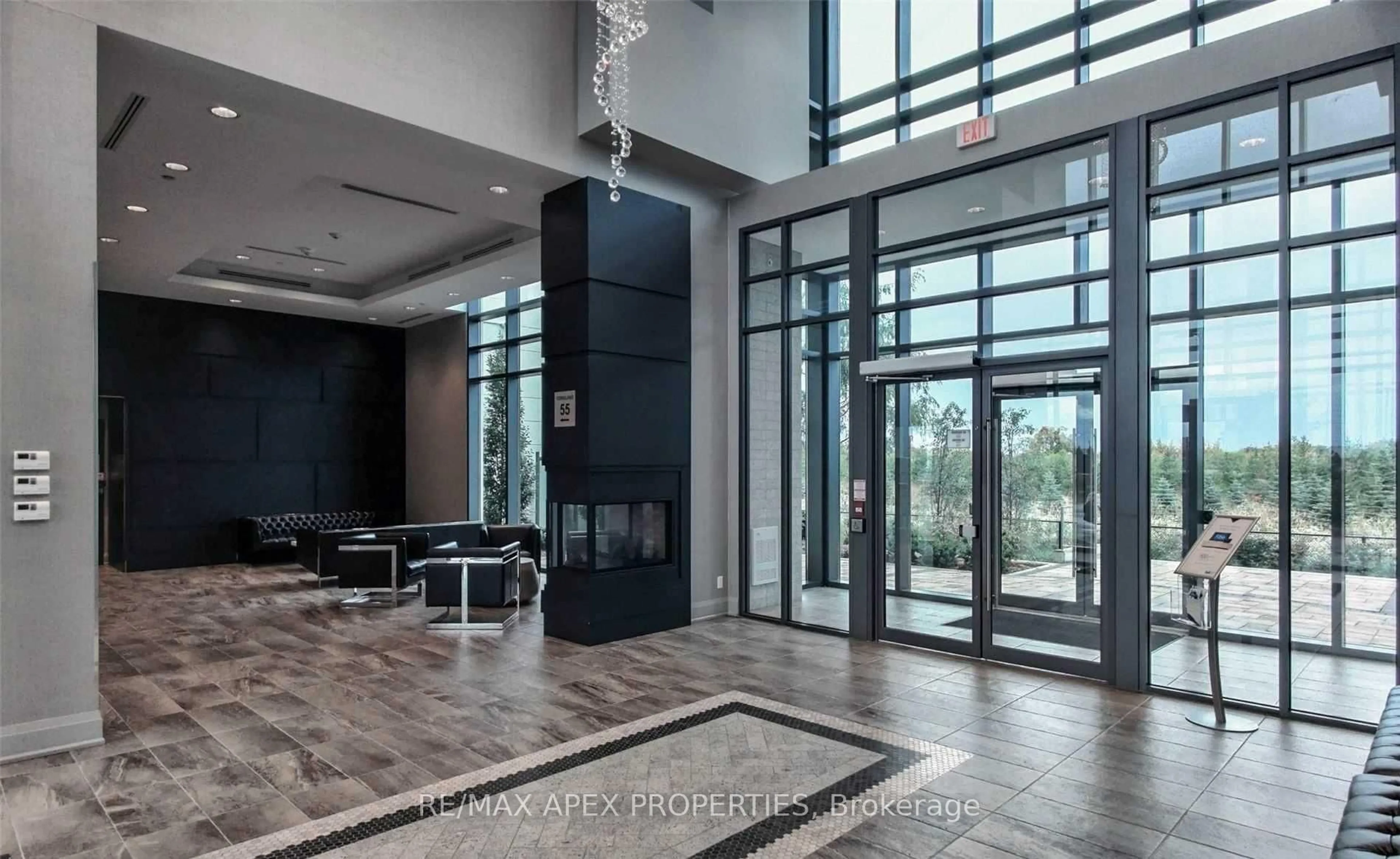 Indoor foyer for 65 Yorkland Blvd #708, Brampton Ontario L6P 4M5