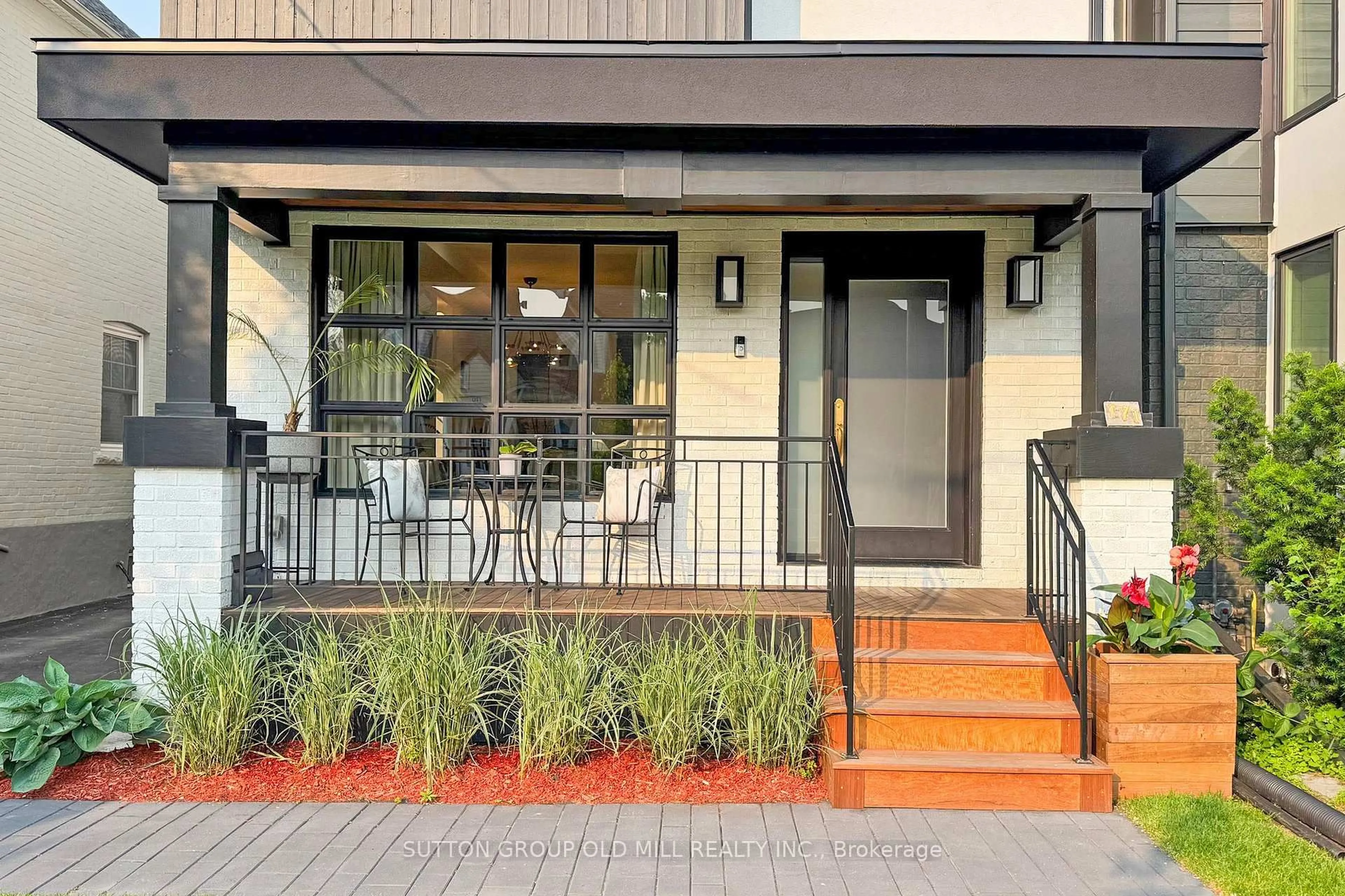 Patio, street for 171 Brookside Ave, Toronto Ontario M6S 4G8