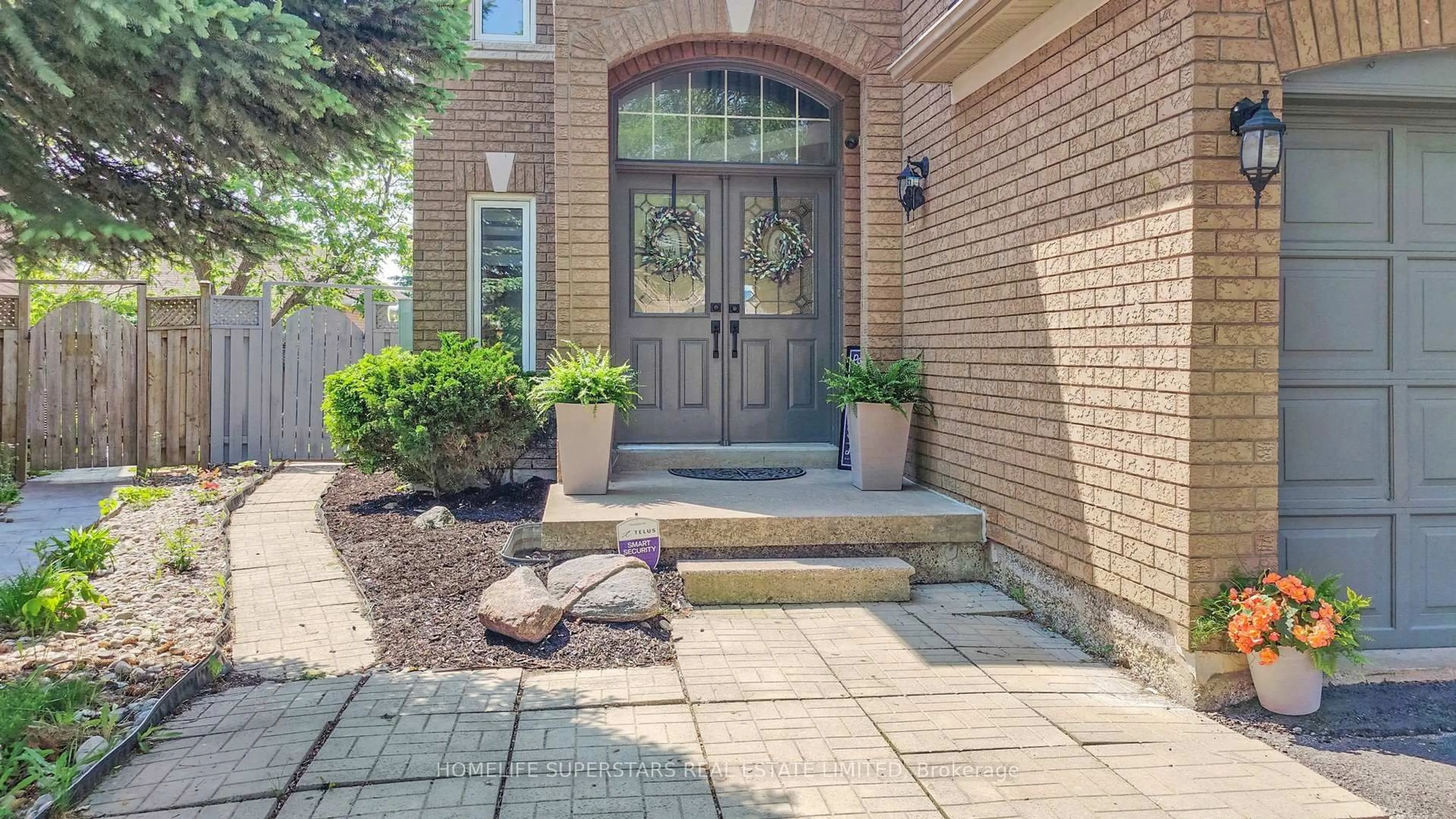 Home with brick exterior material, street for 54 Mount Mckinley Lane, Brampton Ontario L6R 2C2