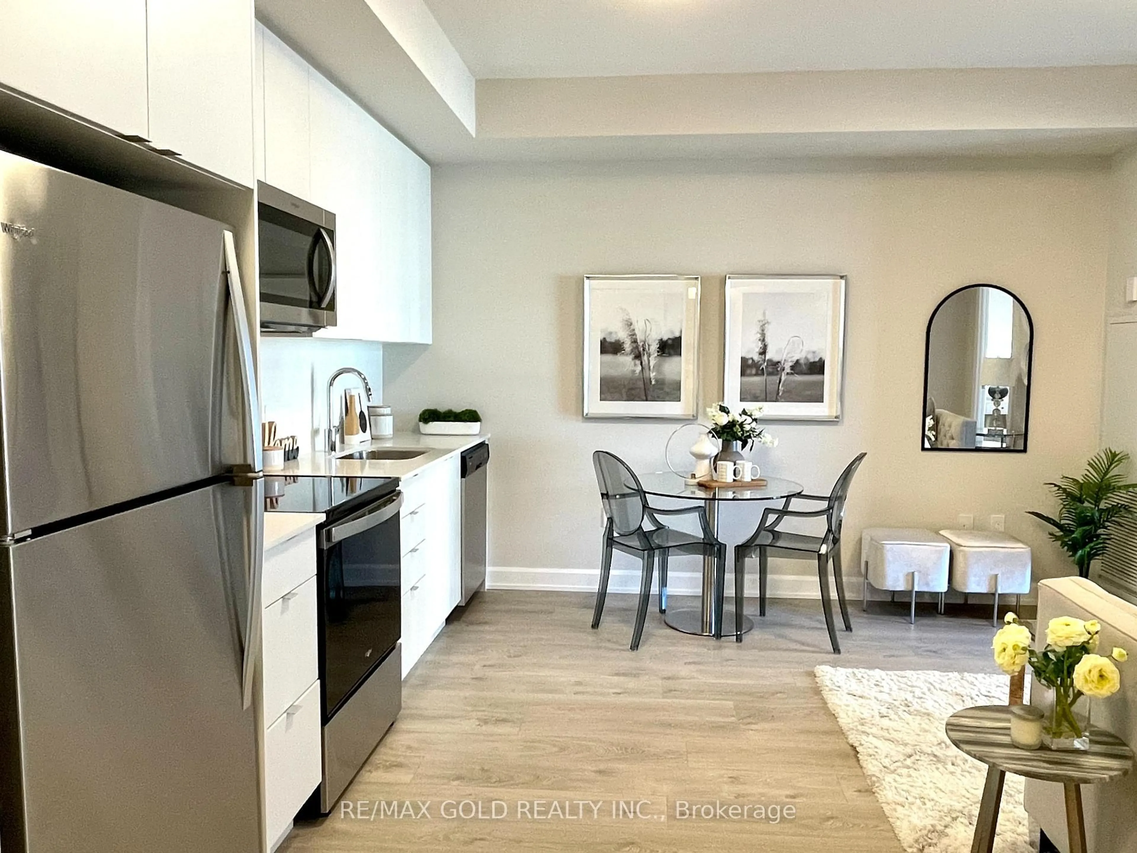 Open concept kitchen, unknown for 3200 William Coltson Ave #602, Oakville Ontario L6H 7W6