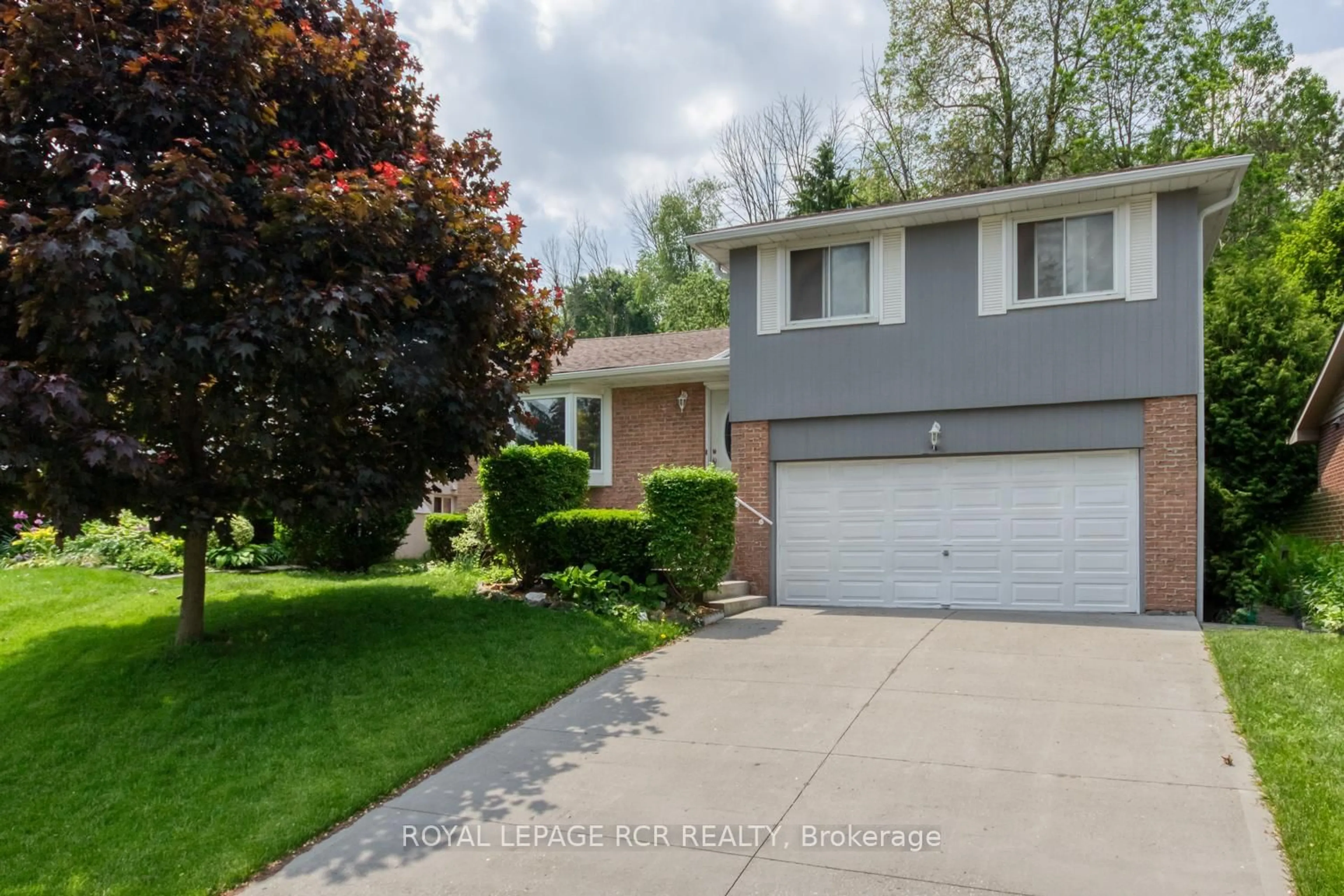 Unknown for 143 Connaught Cres, Caledon Ontario L7E 2S5