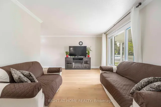Additional image 26 of 16 Frith Rd