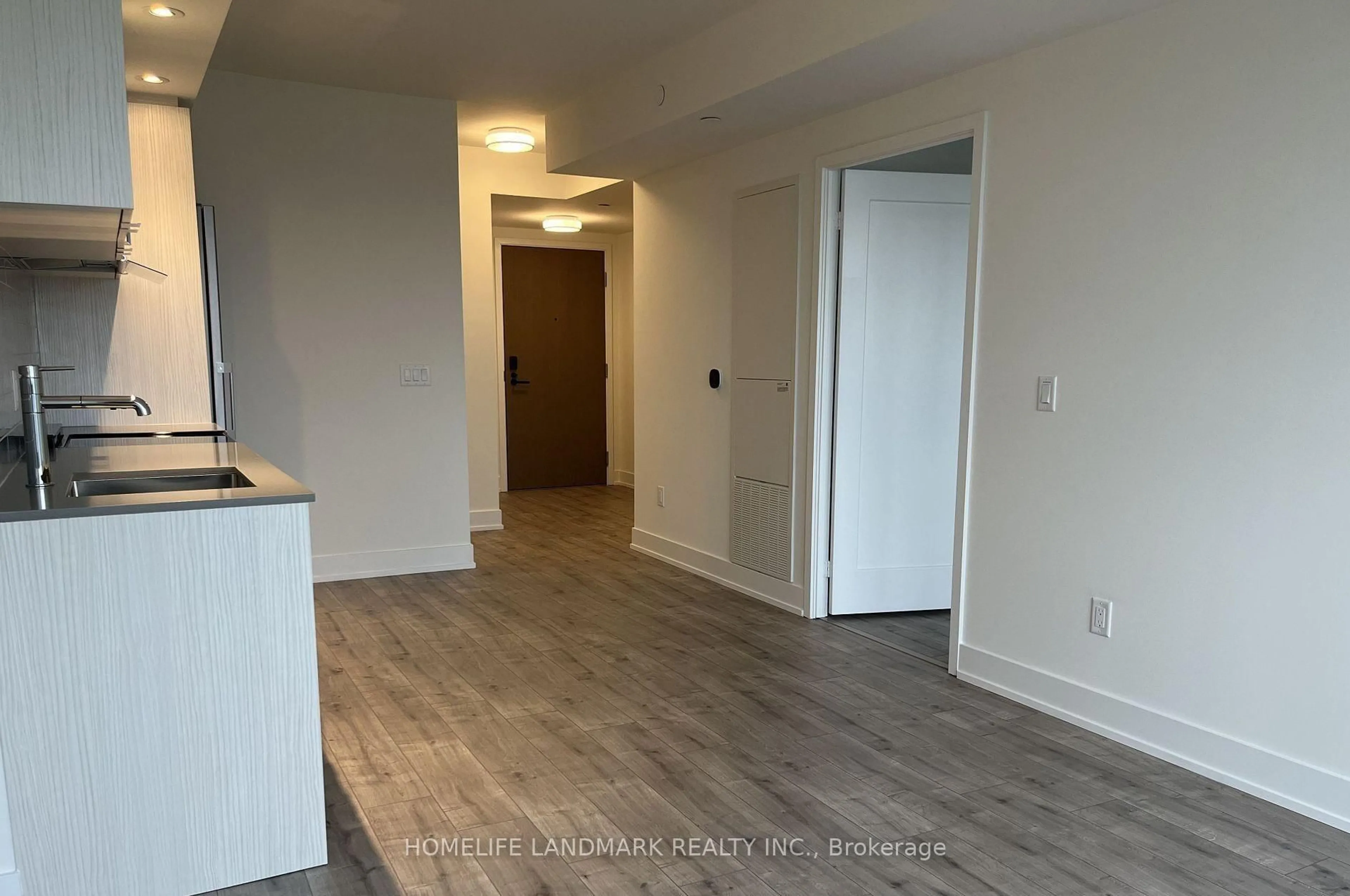 A pic of a room for 10 Eva Rd #2603, Toronto Ontario M9C 0B3