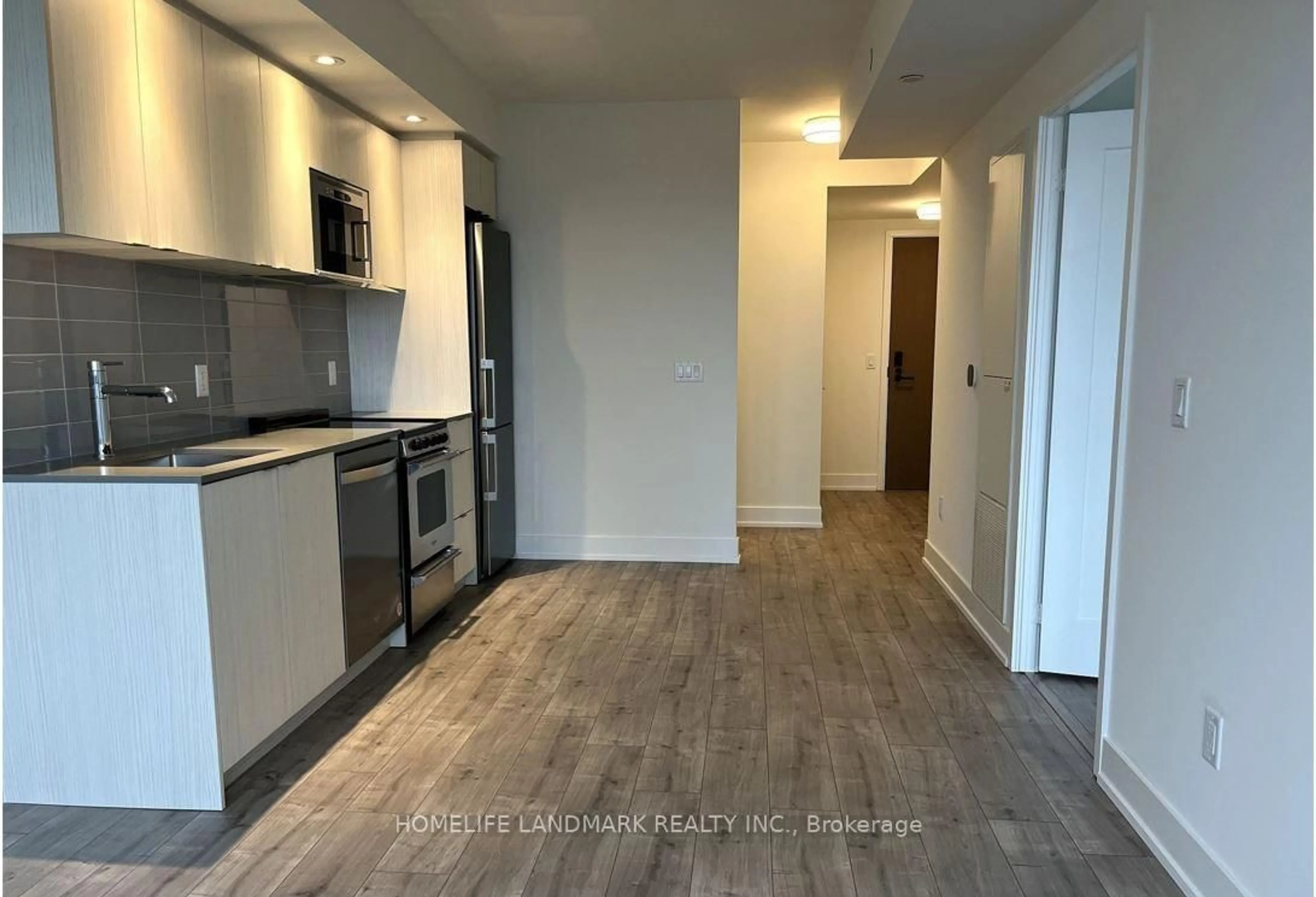 Standard kitchen, wood/laminate floor for 10 Eva Rd #2603, Toronto Ontario M9C 0B3