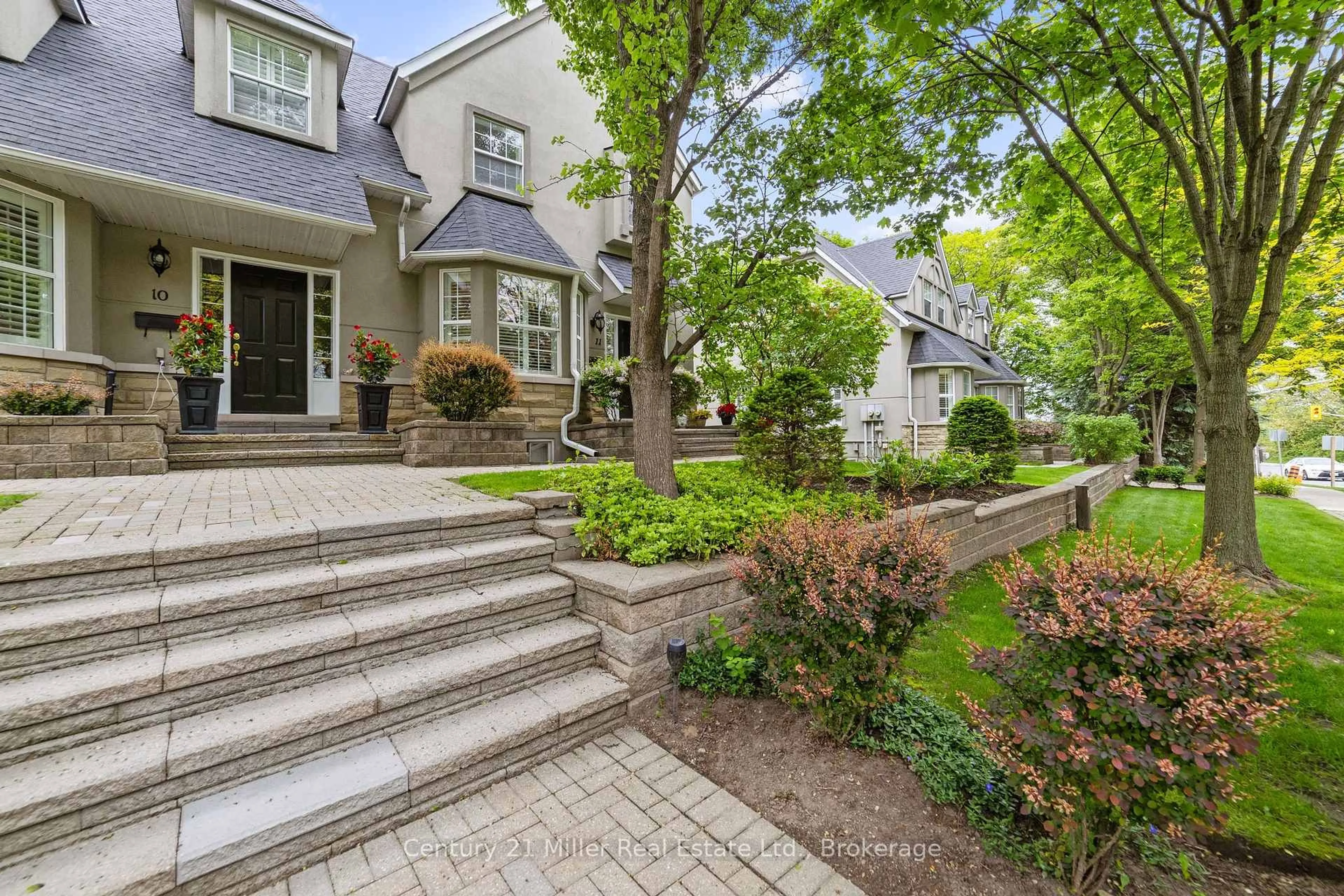 Home with brick exterior material, street for 1061 North Shore Blvd #11, Burlington Ontario L7T 1X9