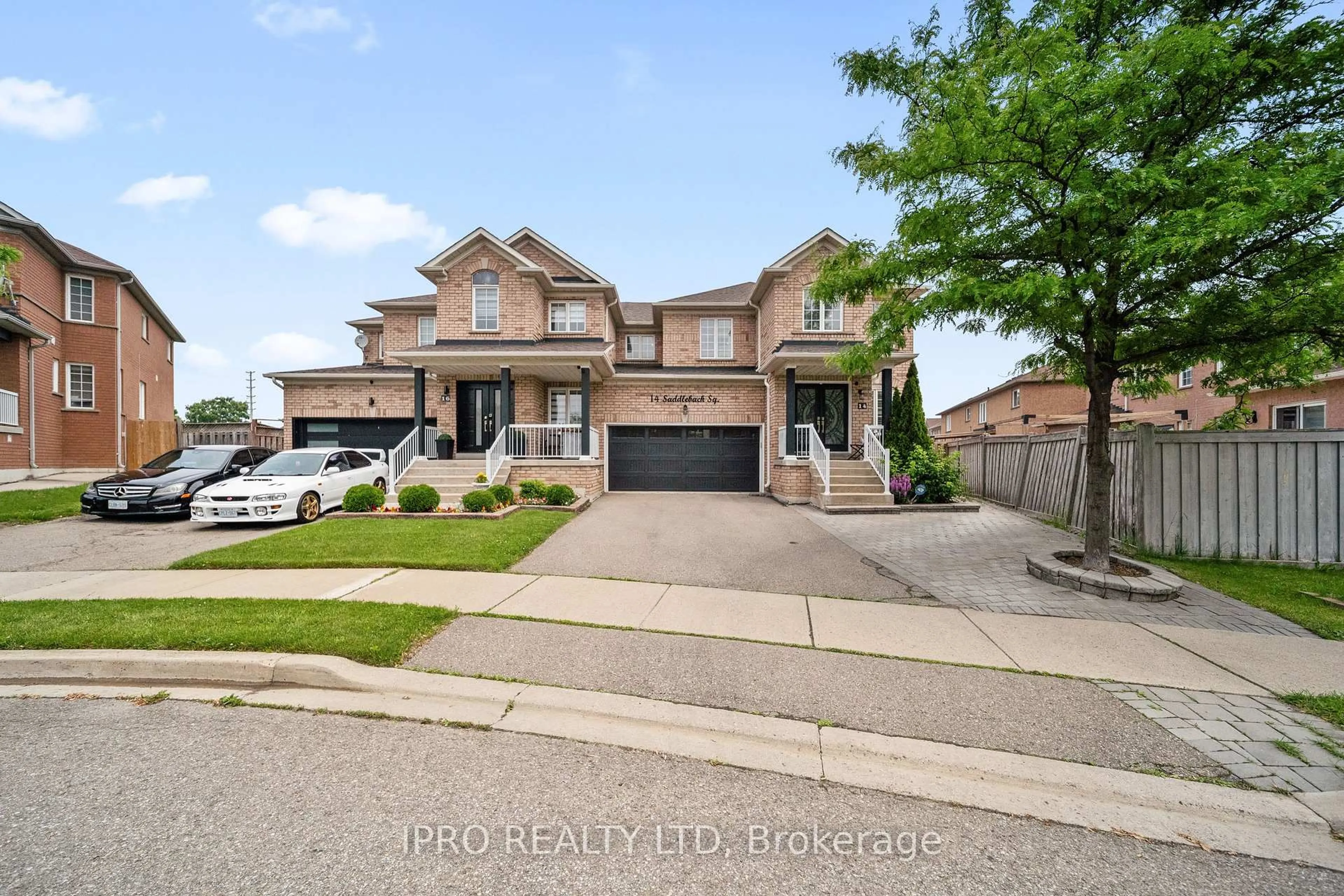 Home with brick exterior material, street for 14 Saddleback Sq, Brampton Ontario L6X 5C5