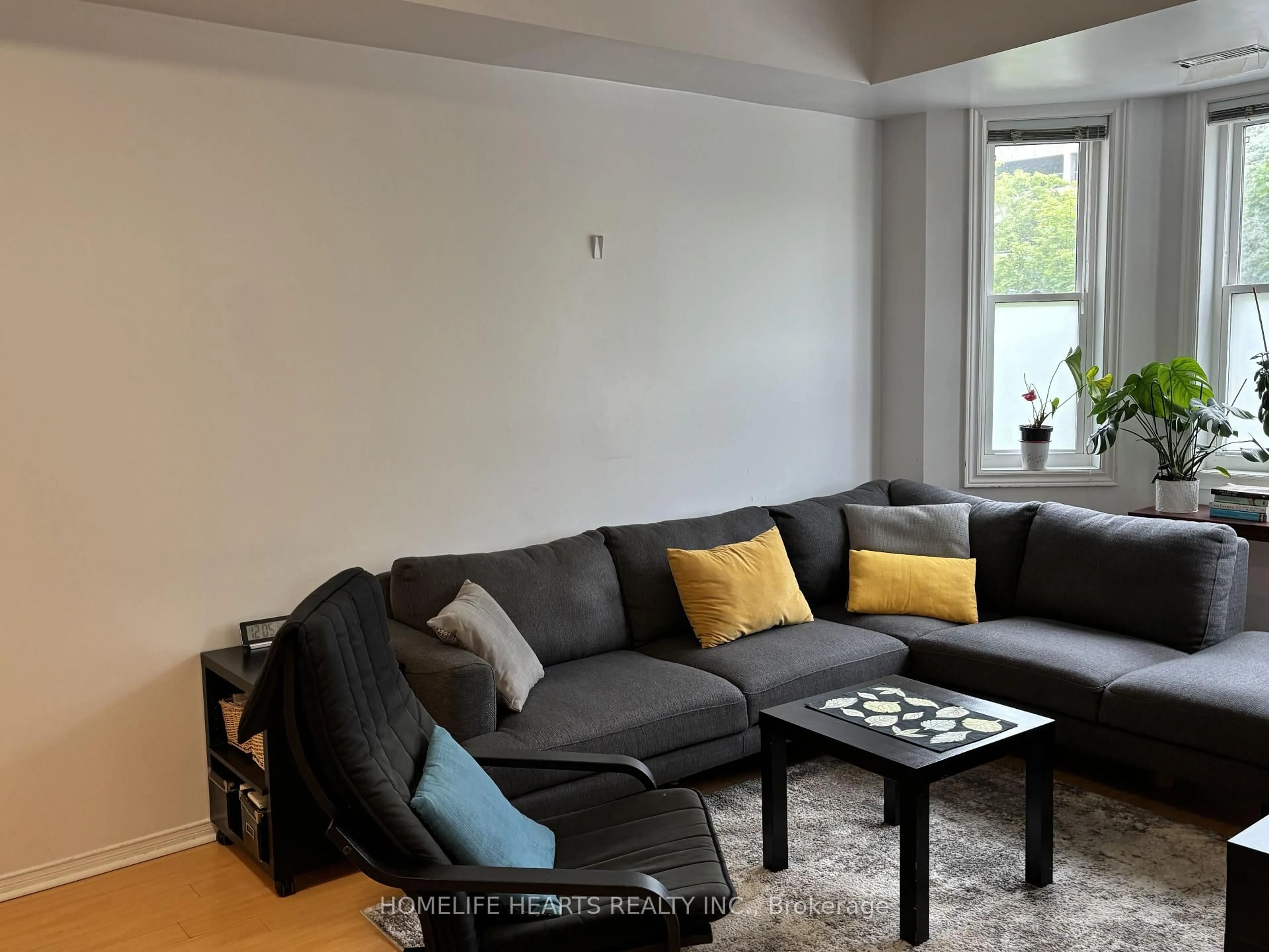 Living room with furniture, unknown for 760 Lawrence Ave #197, Toronto Ontario M6A 3E7