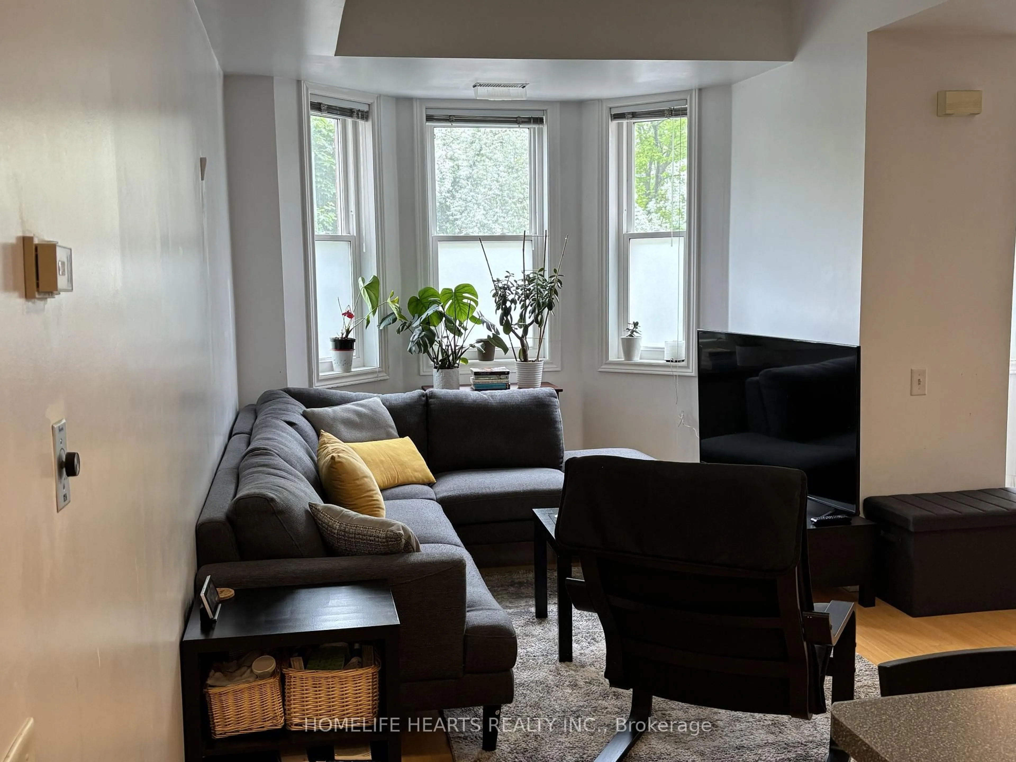 Living room with furniture, unknown for 760 Lawrence Ave #197, Toronto Ontario M6A 3E7