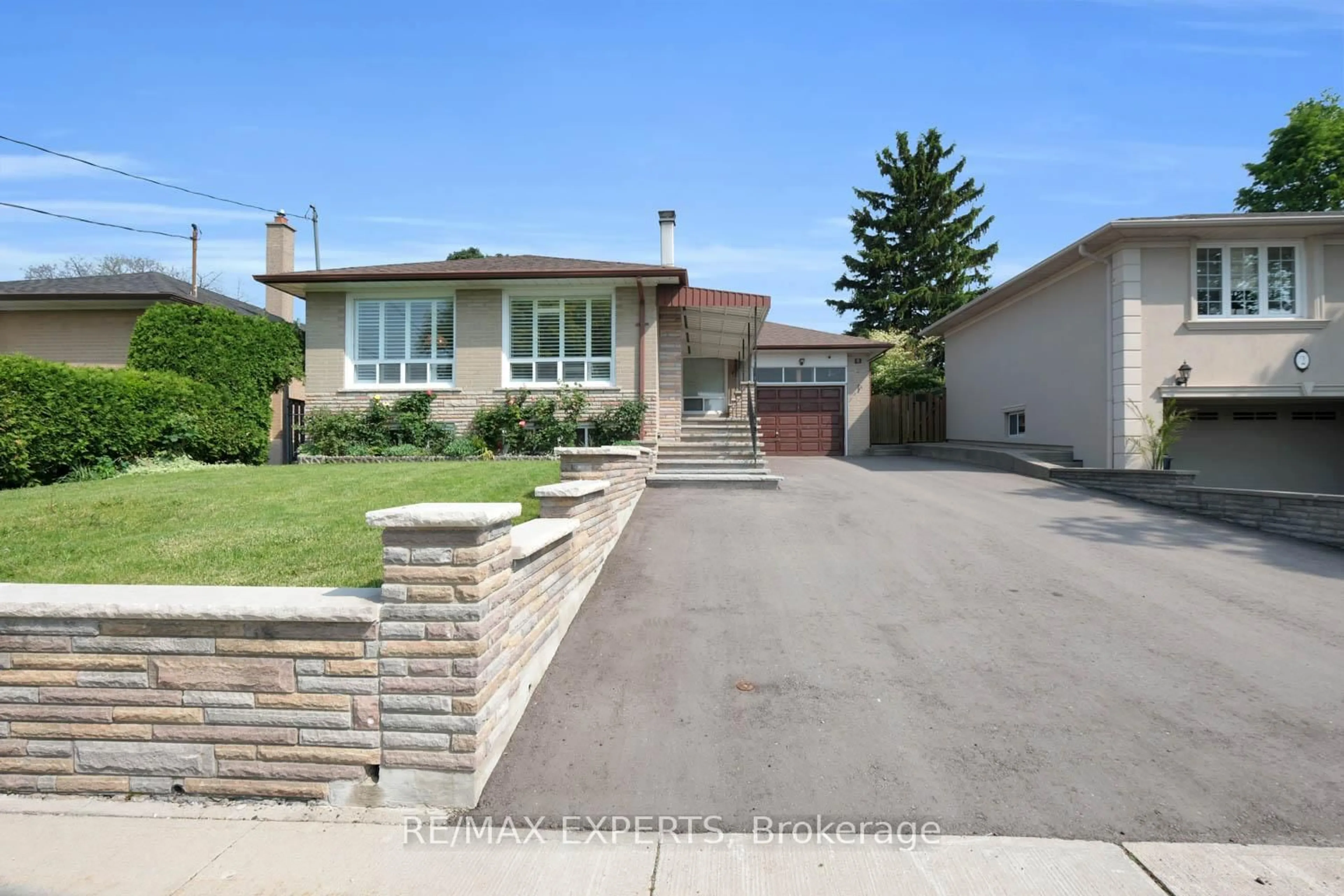 Unknown for 4 Fletcher Pl, Toronto Ontario M9R 1K6