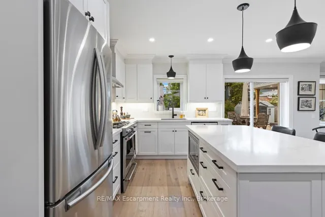 Additional property image - 2109 Wellington Ave