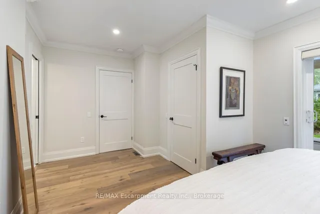 Additional property image - 2109 Wellington Ave
