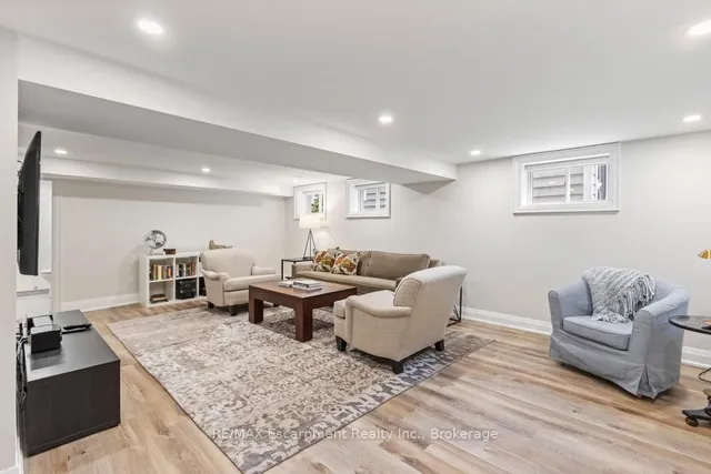 Additional property image - 2109 Wellington Ave
