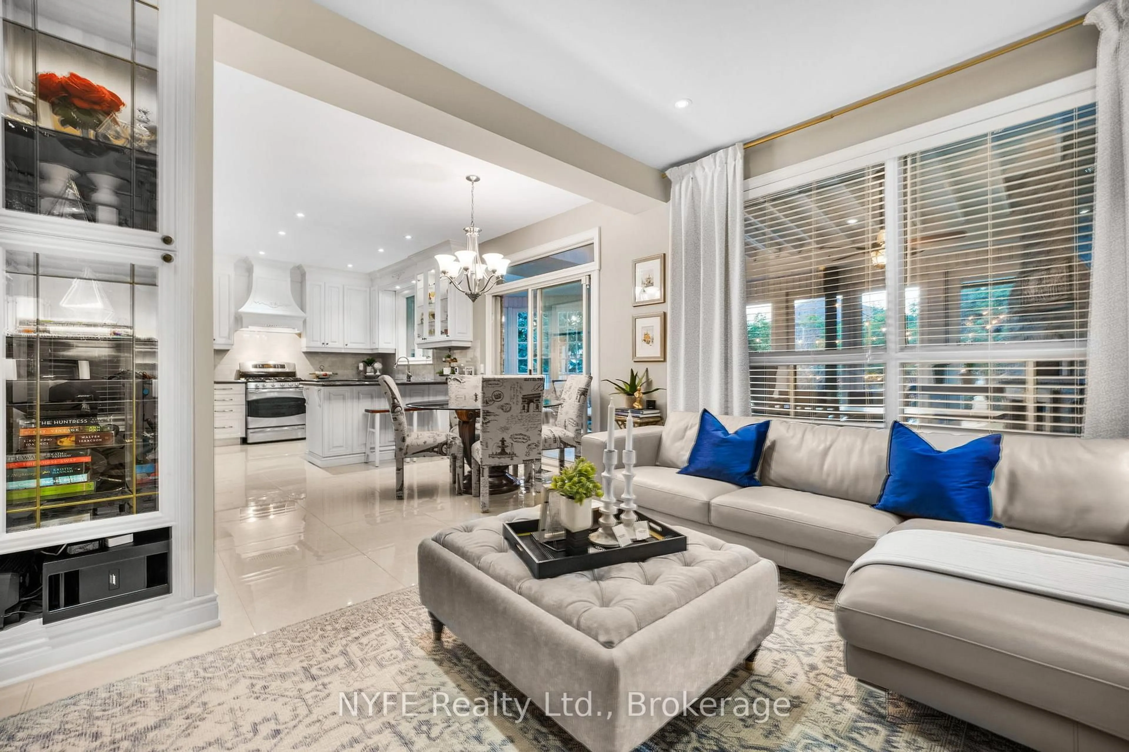 Open concept kitchen, ceramic/tile floor for 690 Peter Robertson Blvd, Brampton Ontario L6R 1L7