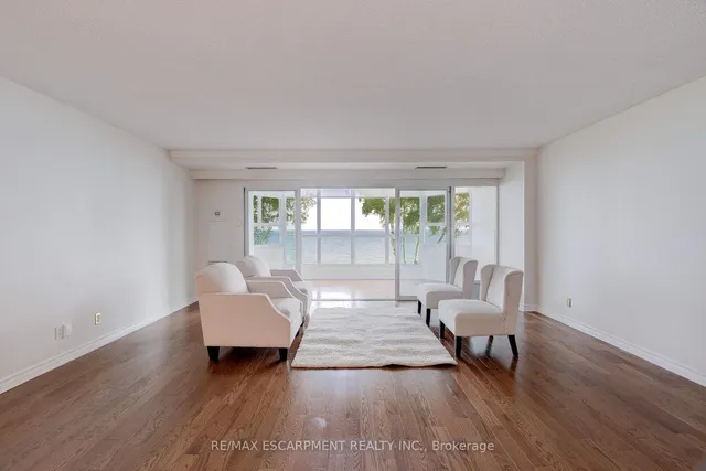Additional property image - 5280 Lakeshore Rd Unit 205