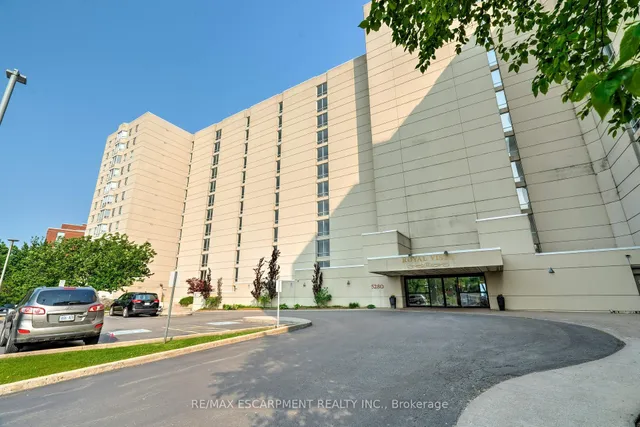 Additional property image - 5280 Lakeshore Rd Unit 205