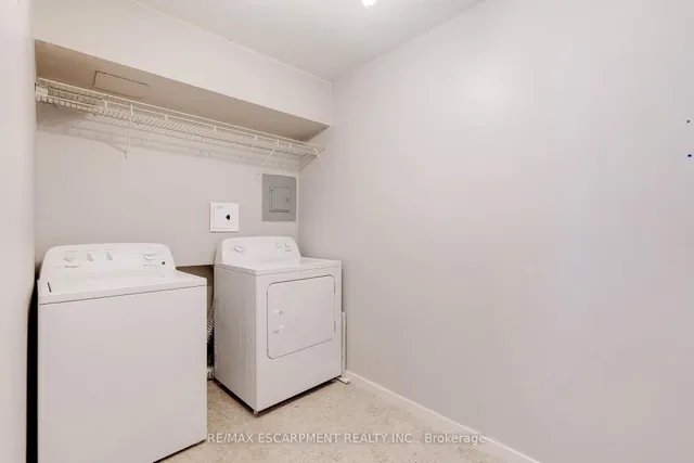 Additional property image - 5280 Lakeshore Rd Unit 205
