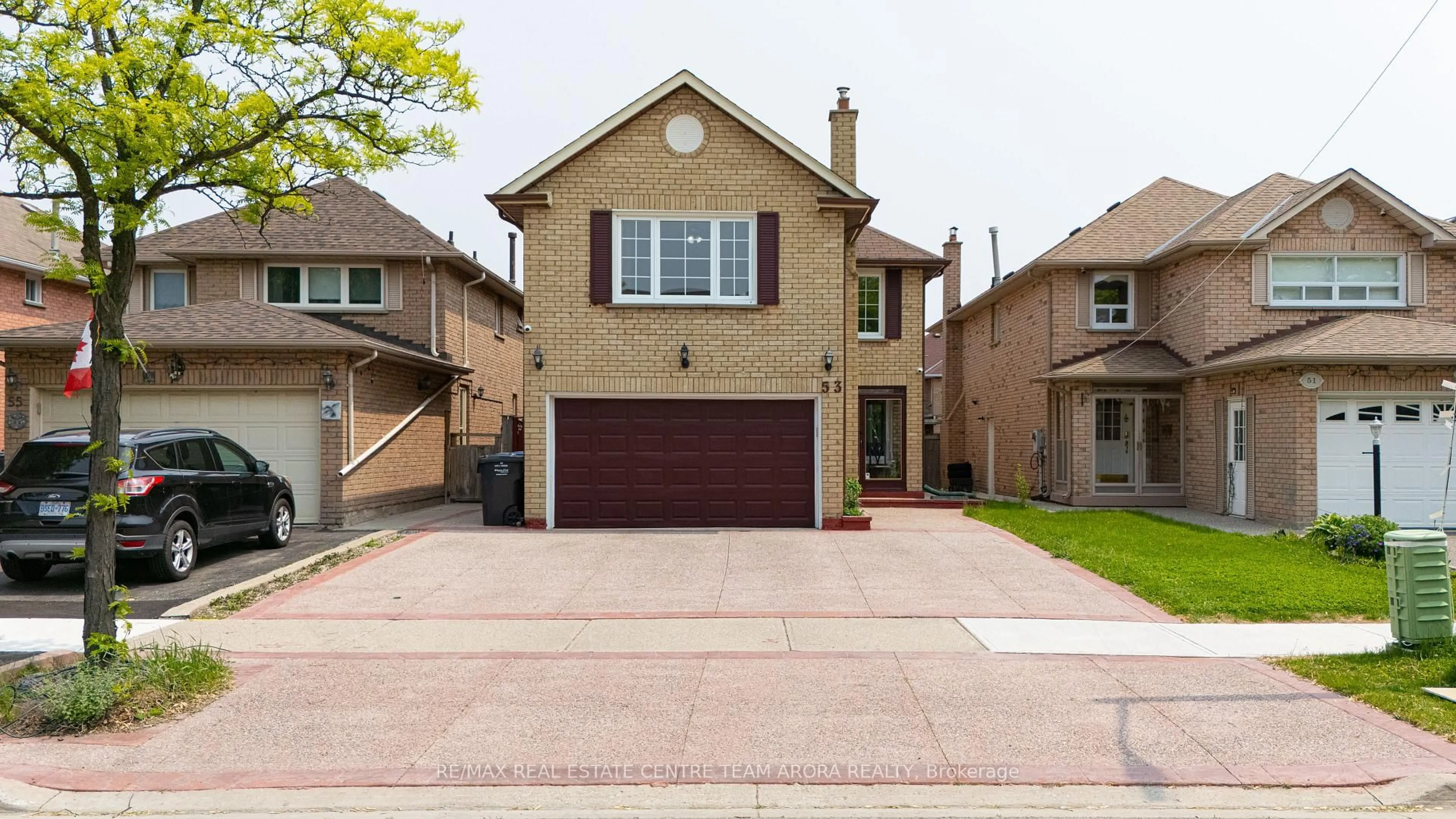 Home with brick exterior material, street for 53 Cheviot Cres, Brampton Ontario L6Z 4G8