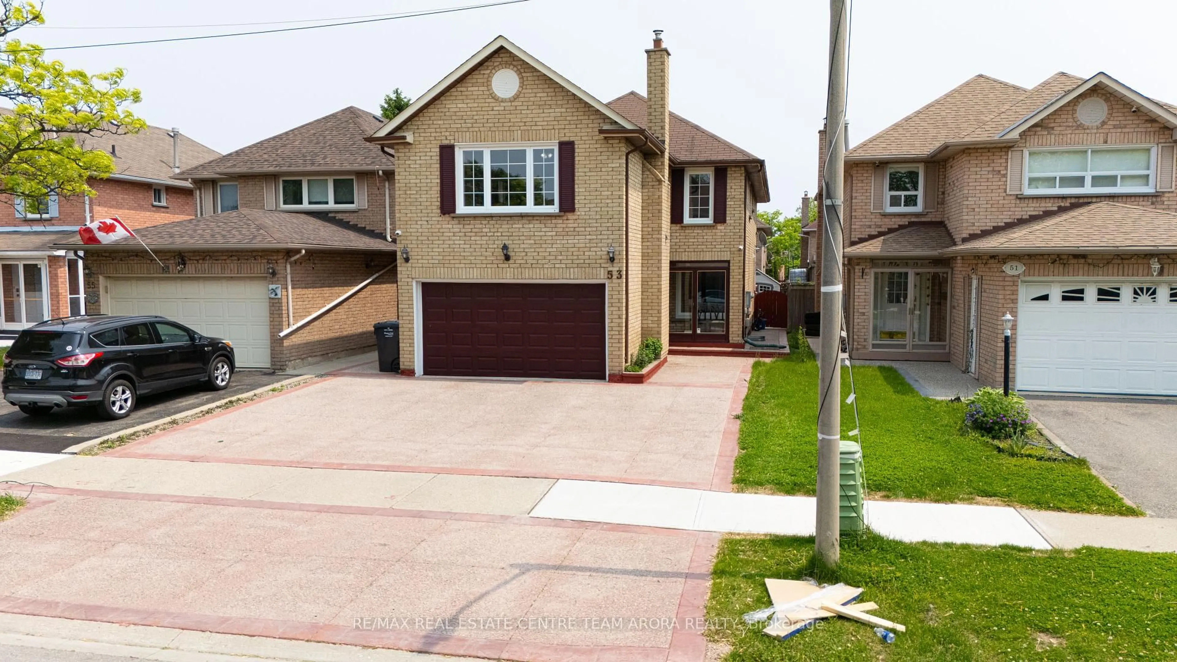 Home with brick exterior material, street for 53 Cheviot Cres, Brampton Ontario L6Z 4G8