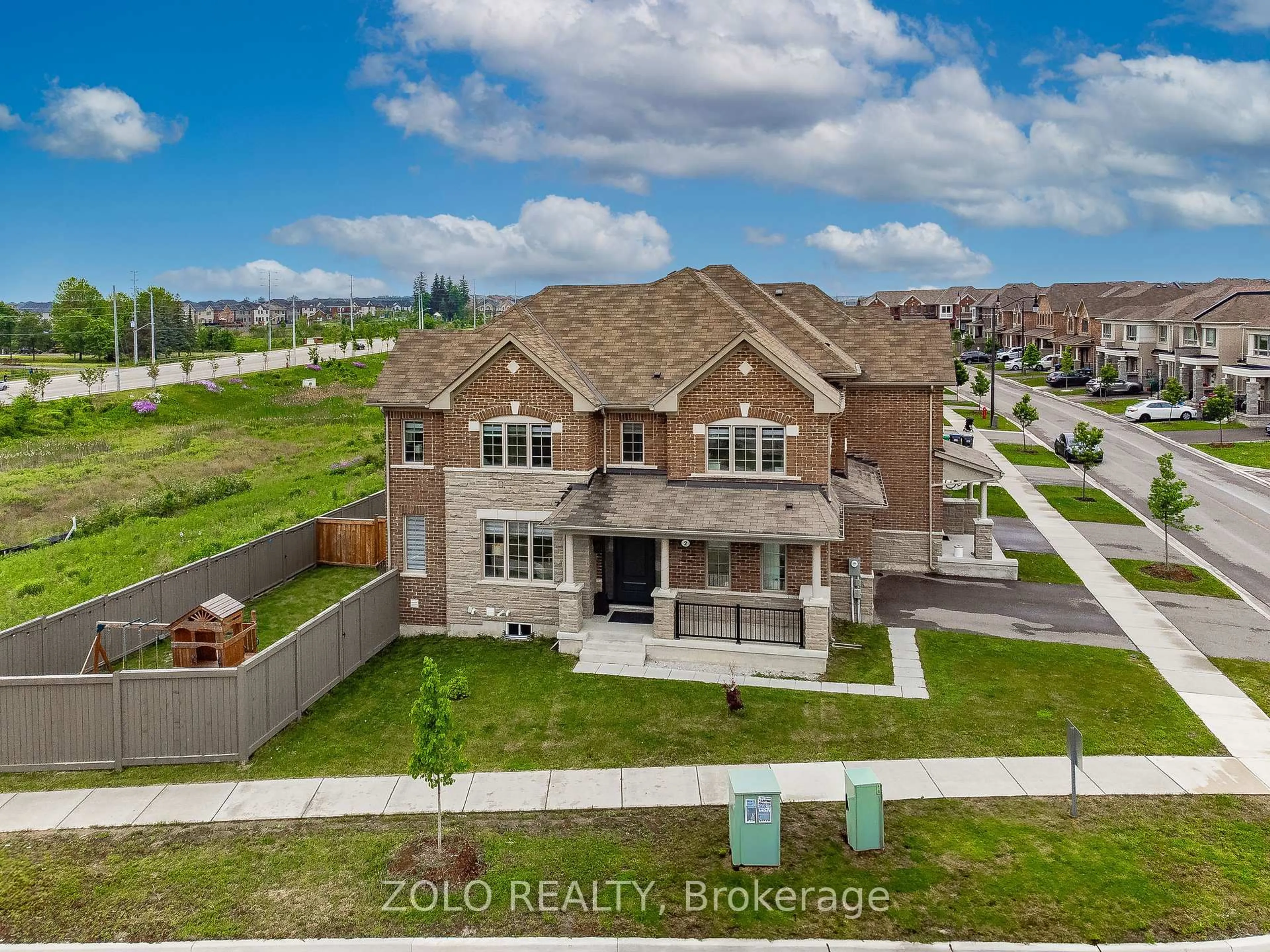 A pic from outside/outdoor area/front of a property/back of a property/a pic from drone, unknown for 2 Circus Cres, Brampton Ontario L7A 0H1