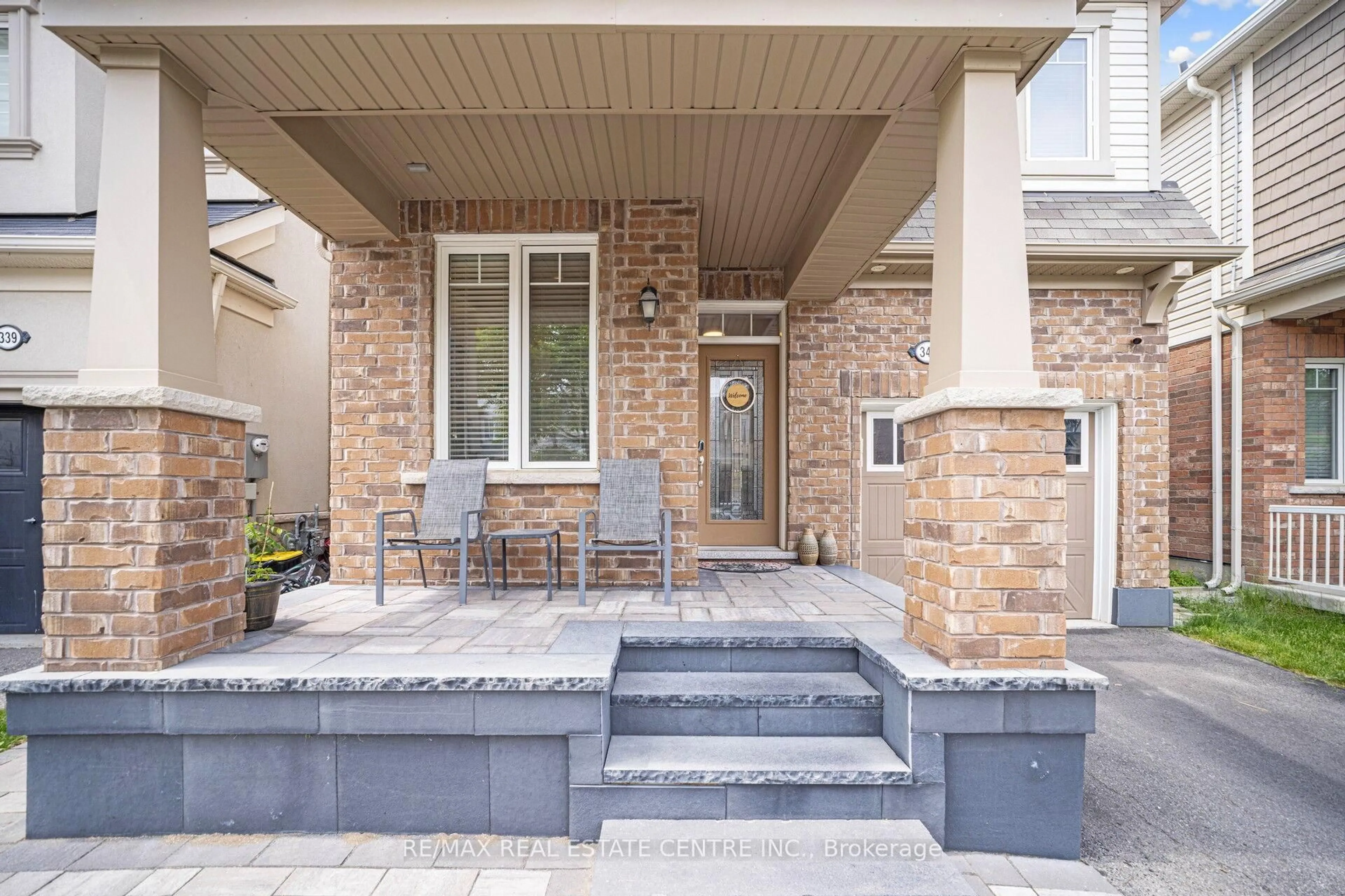 Patio, street for 343 Emmett Landing, Milton Ontario L9E 0A6