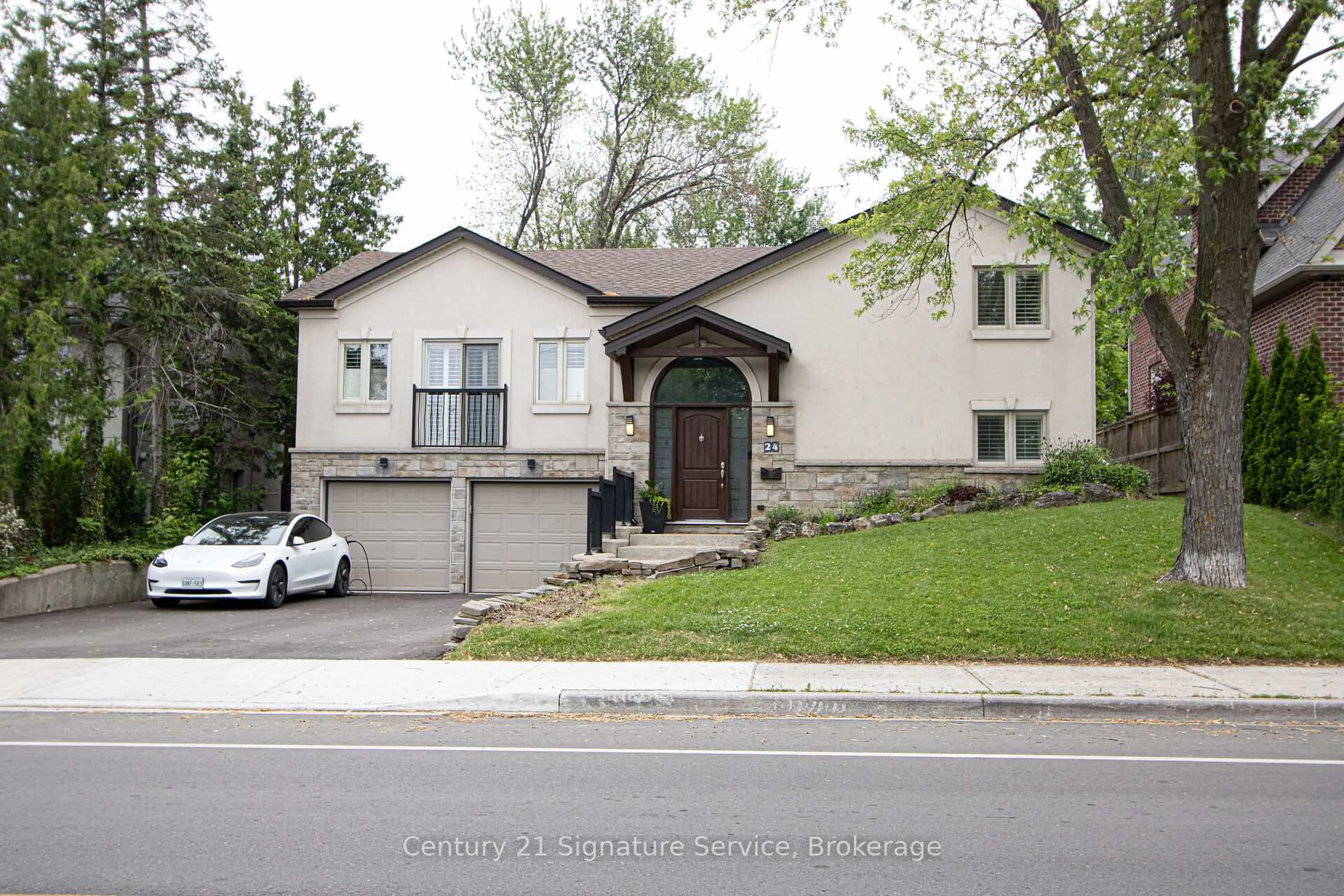 Home with brick exterior material, street for 24 Joymar Dr, Mississauga Ontario L5M 1E9