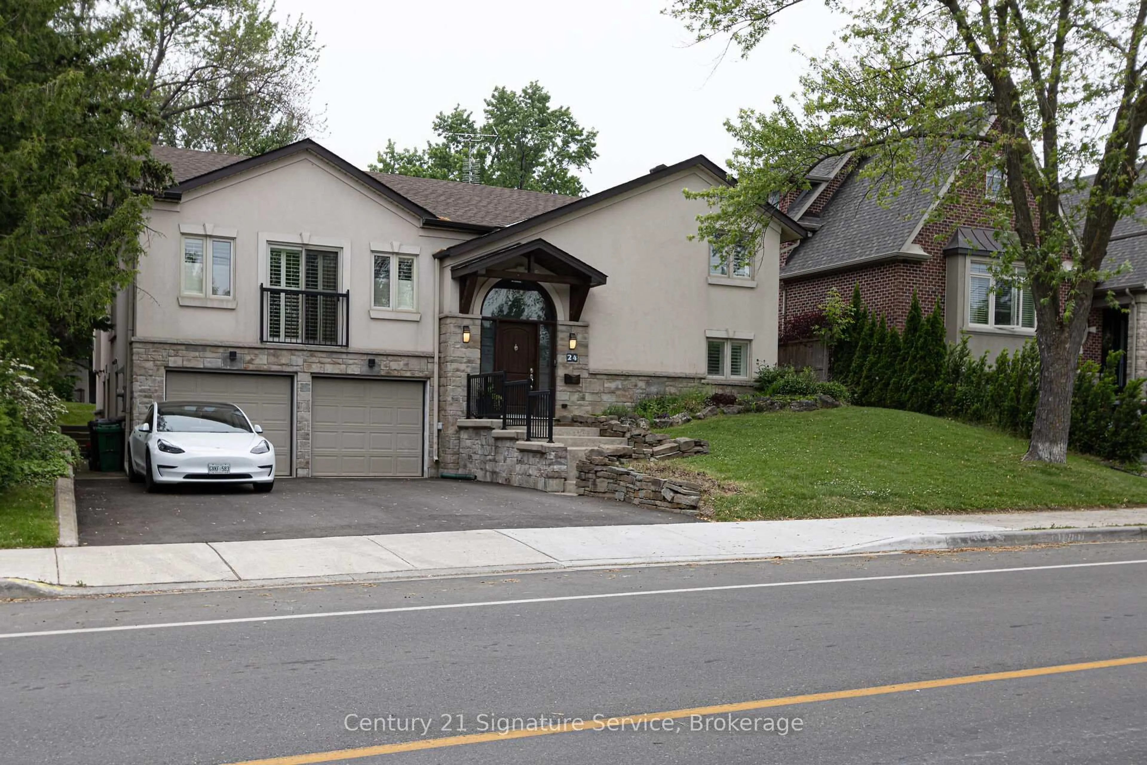 Home with brick exterior material, street for 24 Joymar Dr, Mississauga Ontario L5M 1E9