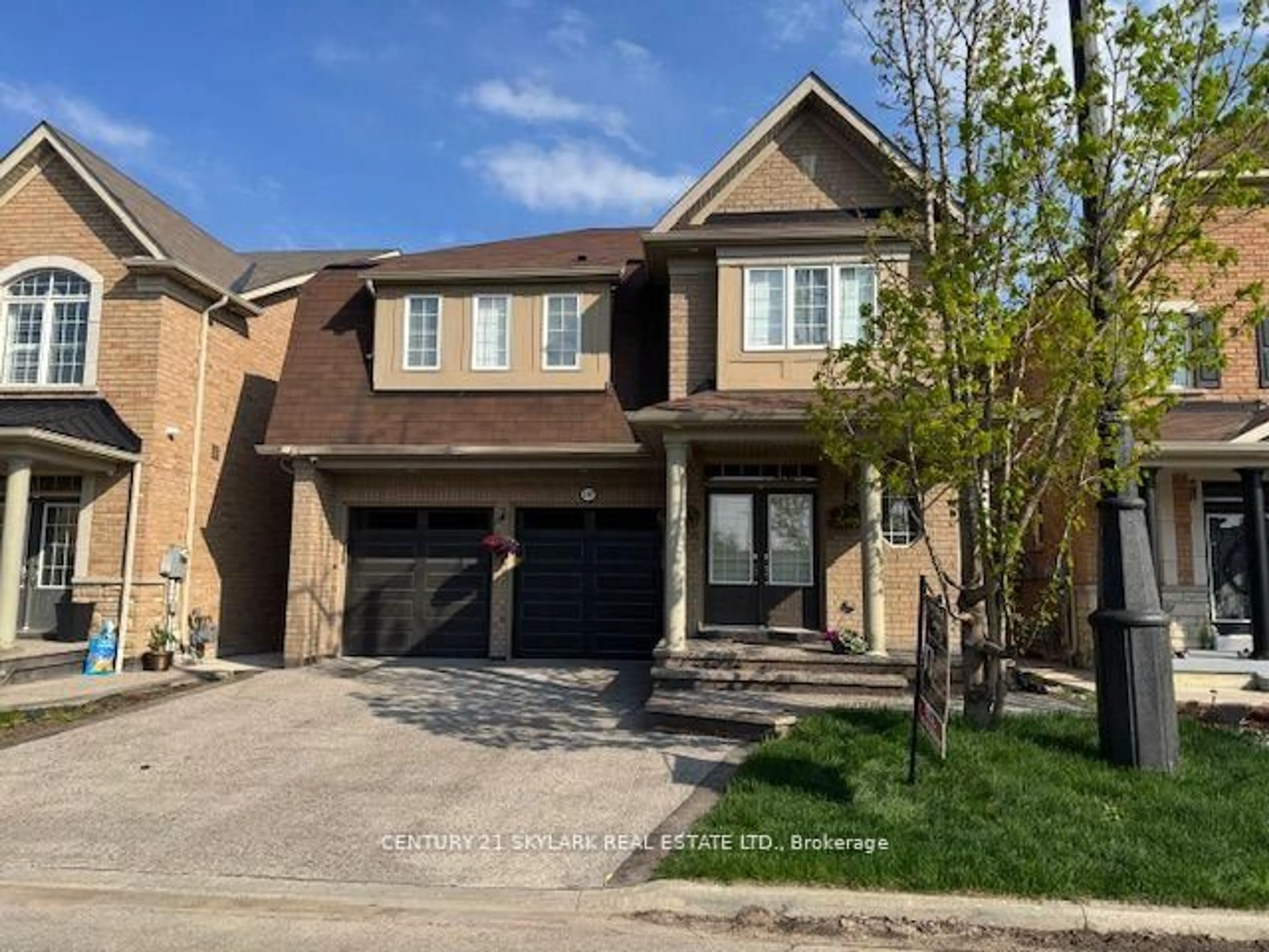 Home with brick exterior material, street for 197 Sussexvale Dr, Brampton Ontario L6R 3R1