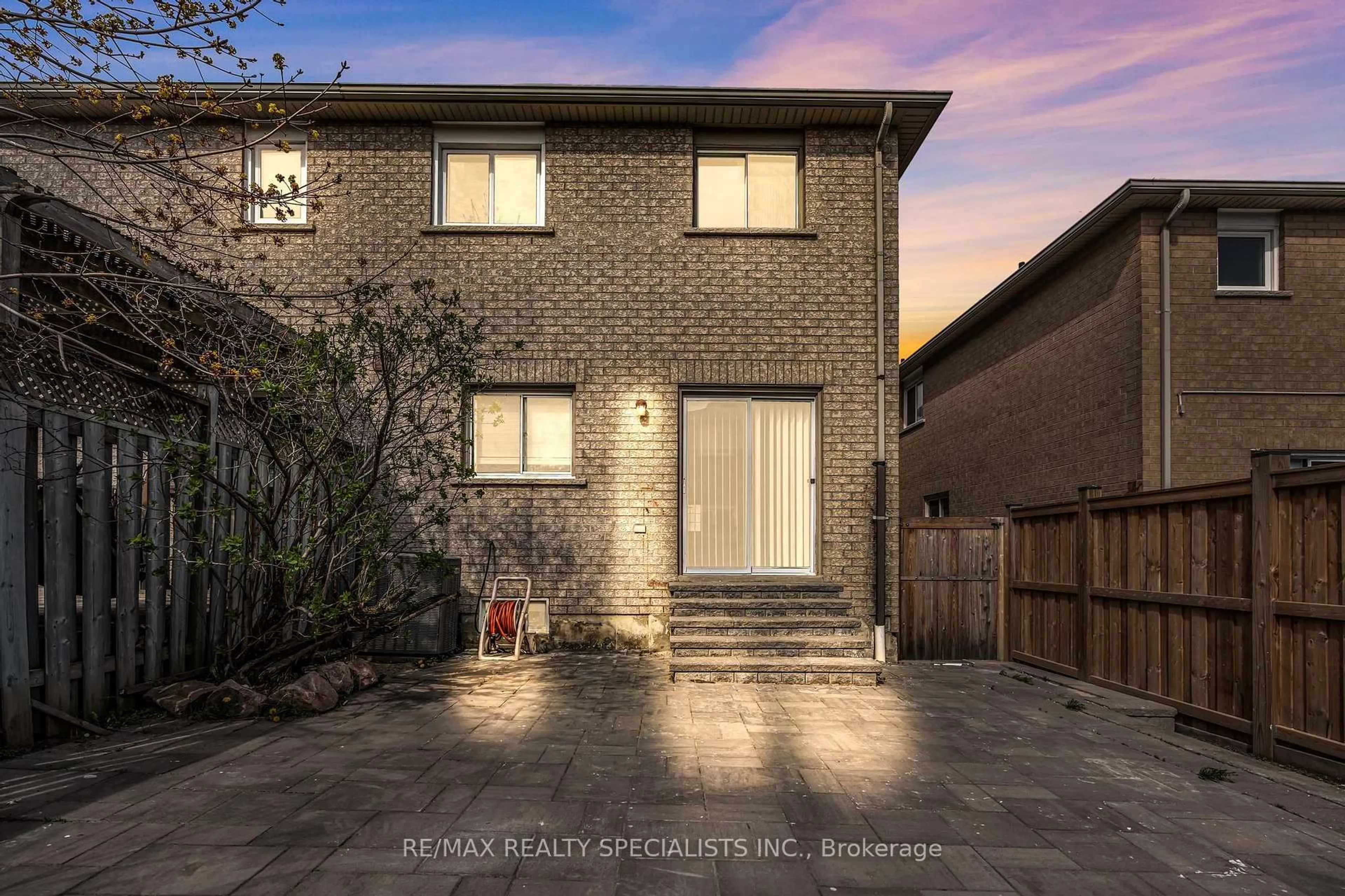 Home with brick exterior material, street for 3150 Wheatstone Ave, Mississauga Ontario L5B 4J1