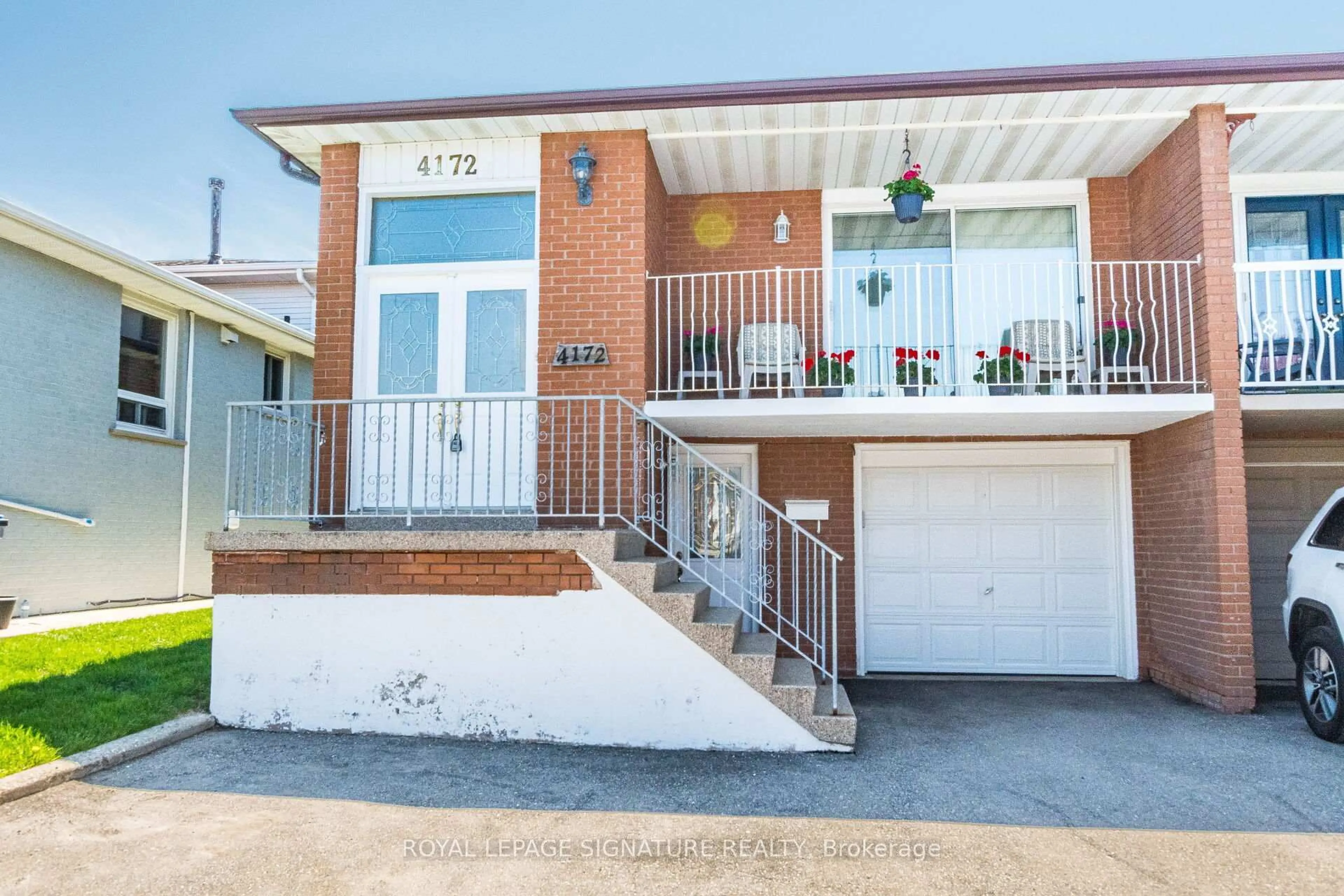 Home with brick exterior material, street for 4172 Dursley Cres, Mississauga Ontario L4Z 1J7
