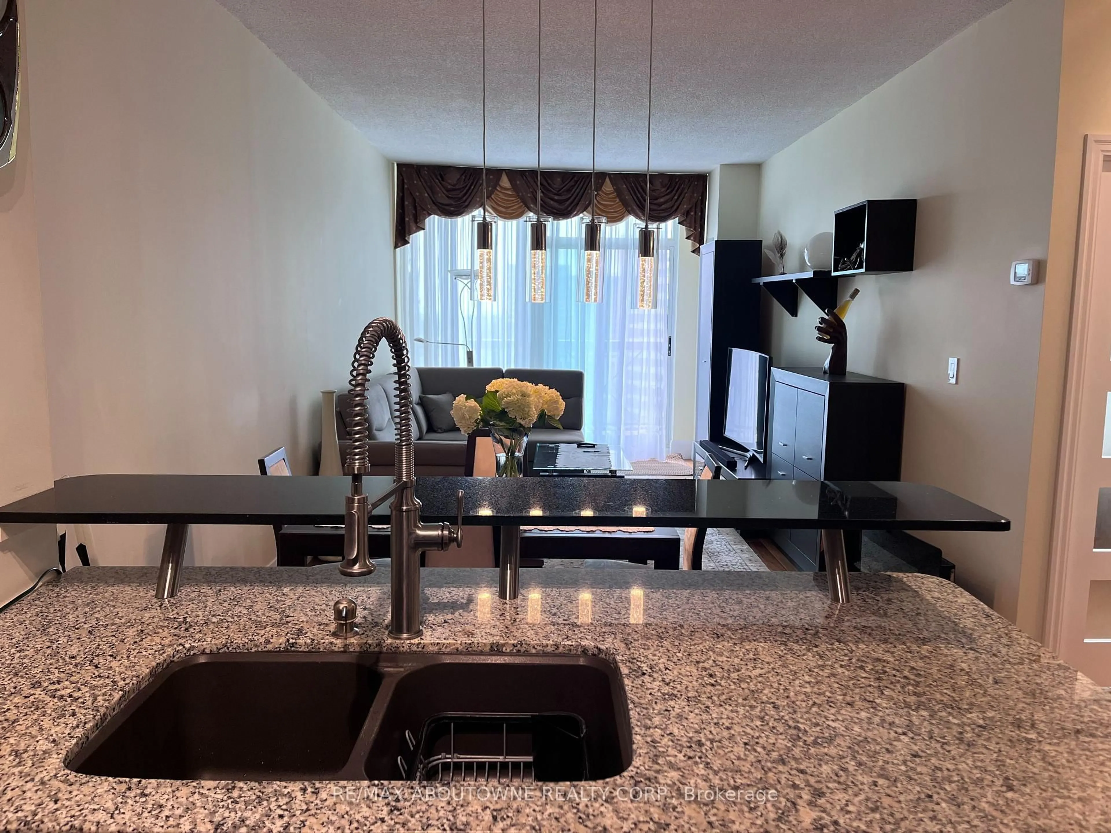 Open concept kitchen, ceramic/tile floor for 1359 Rathburn Rd #1207, Mississauga Ontario L4W 5P7