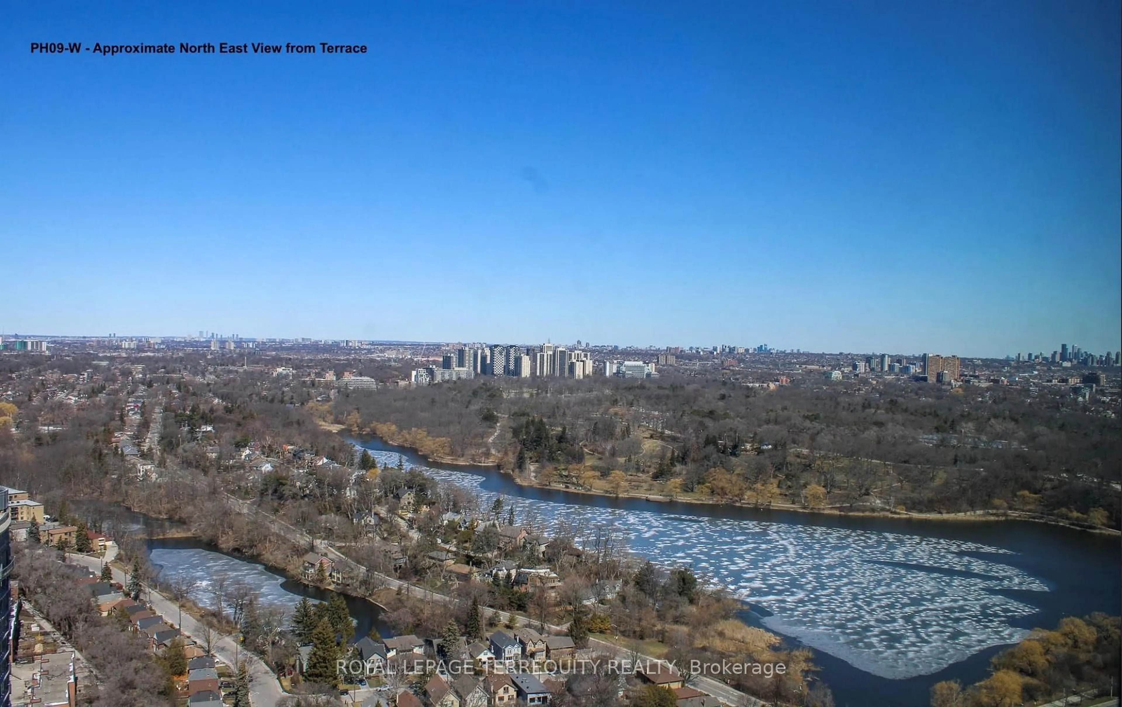 Blurry image for 1928 Lake Shore Blvd #PH09w, Toronto Ontario M6S 0B1