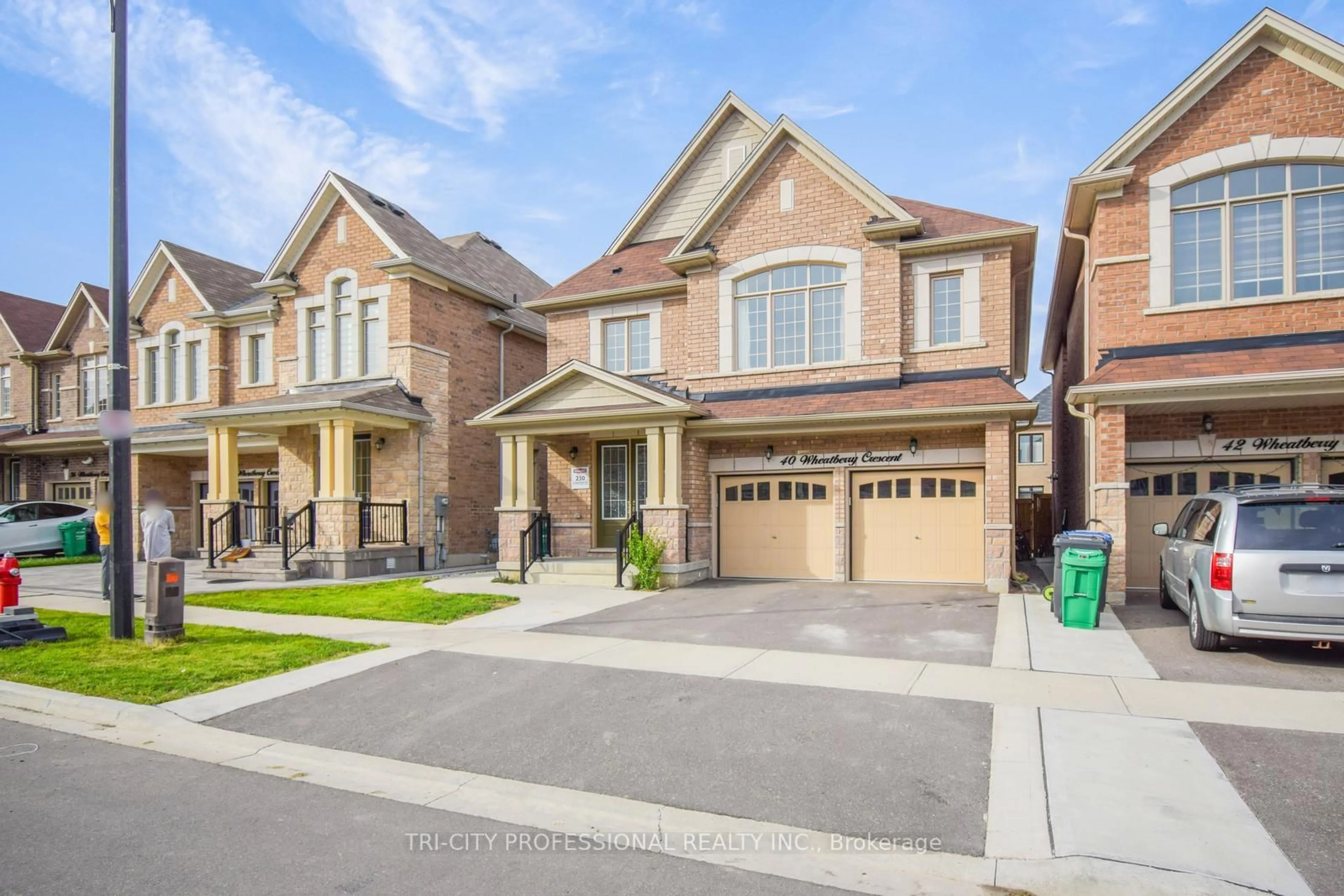 Home with brick exterior material, street for 40 Wheatberry Cres, Brampton Ontario L6R 4A1