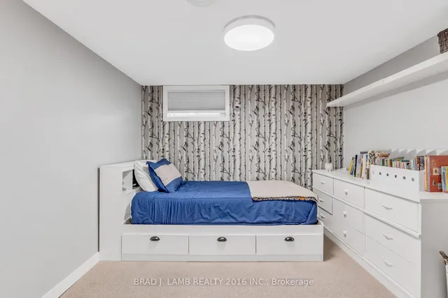Additional property image - 794 The Queensway