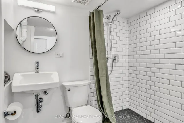 Additional property image - 794 The Queensway