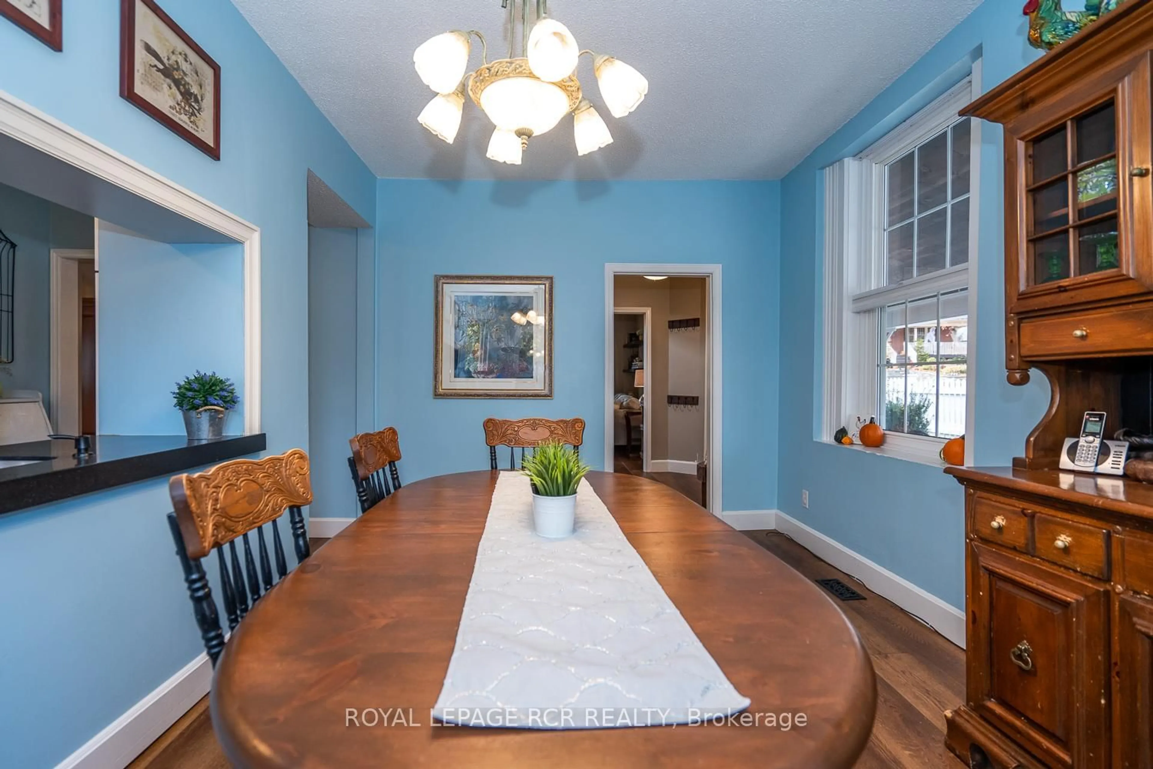 Dining room, unknown for 17 Little York St, Orangeville Ontario L9W 1L8