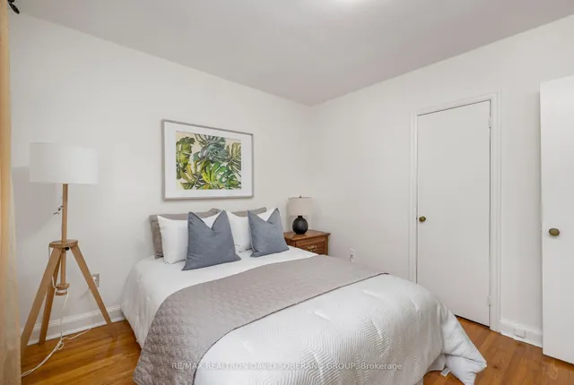 Additional property image - 53 Flamborough Dr