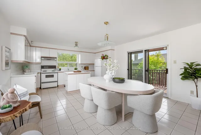 Additional property image - 53 Flamborough Dr