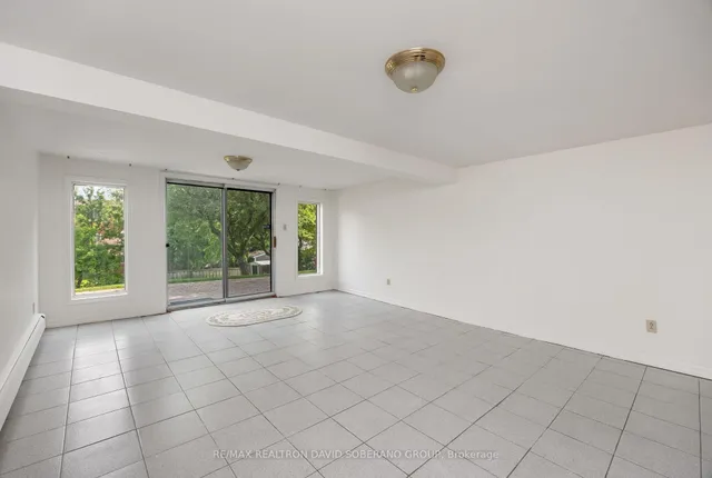 Additional property image - 53 Flamborough Dr