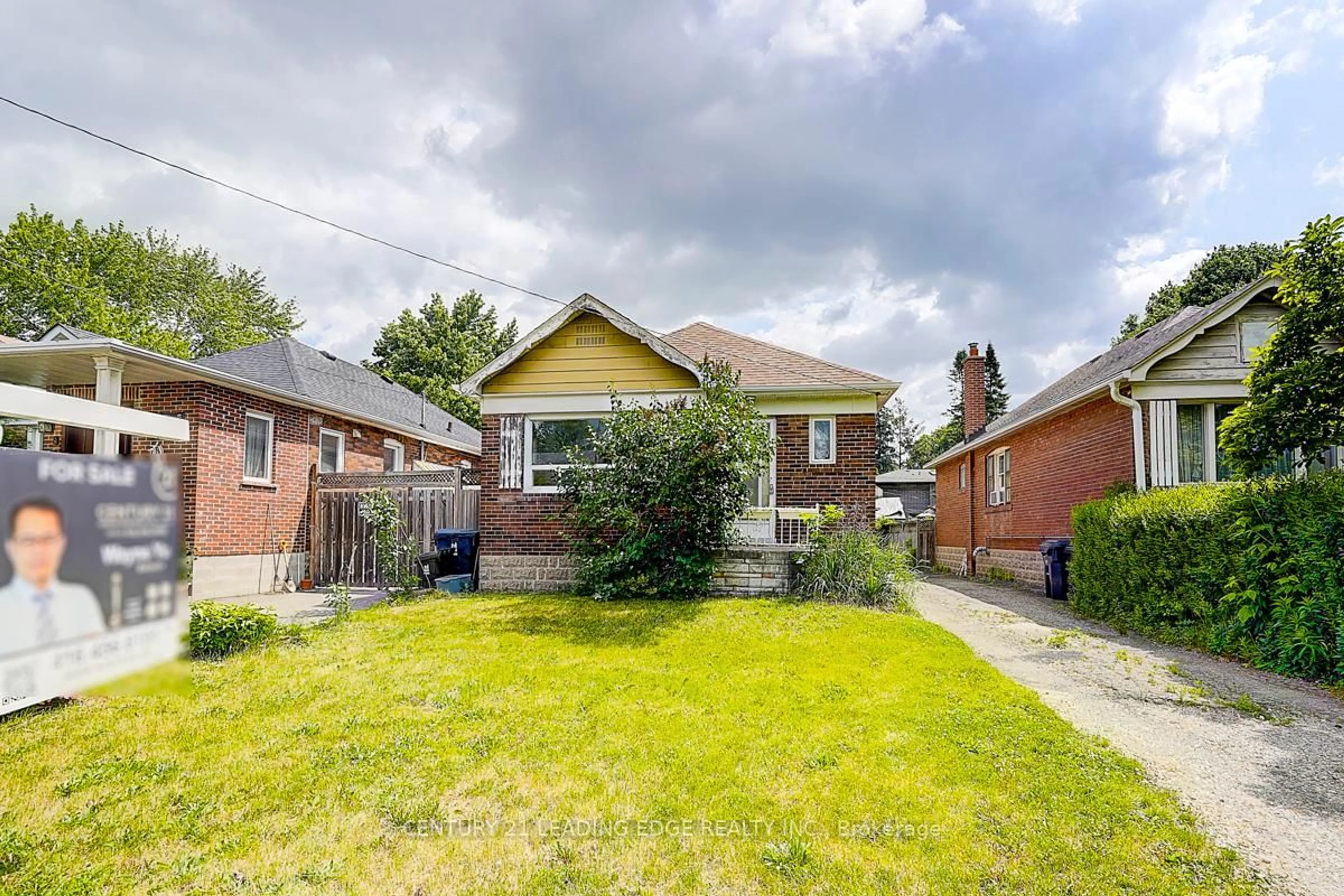 Home with brick exterior material, street for 1173 Islington Ave, Toronto Ontario M8Z 4S8