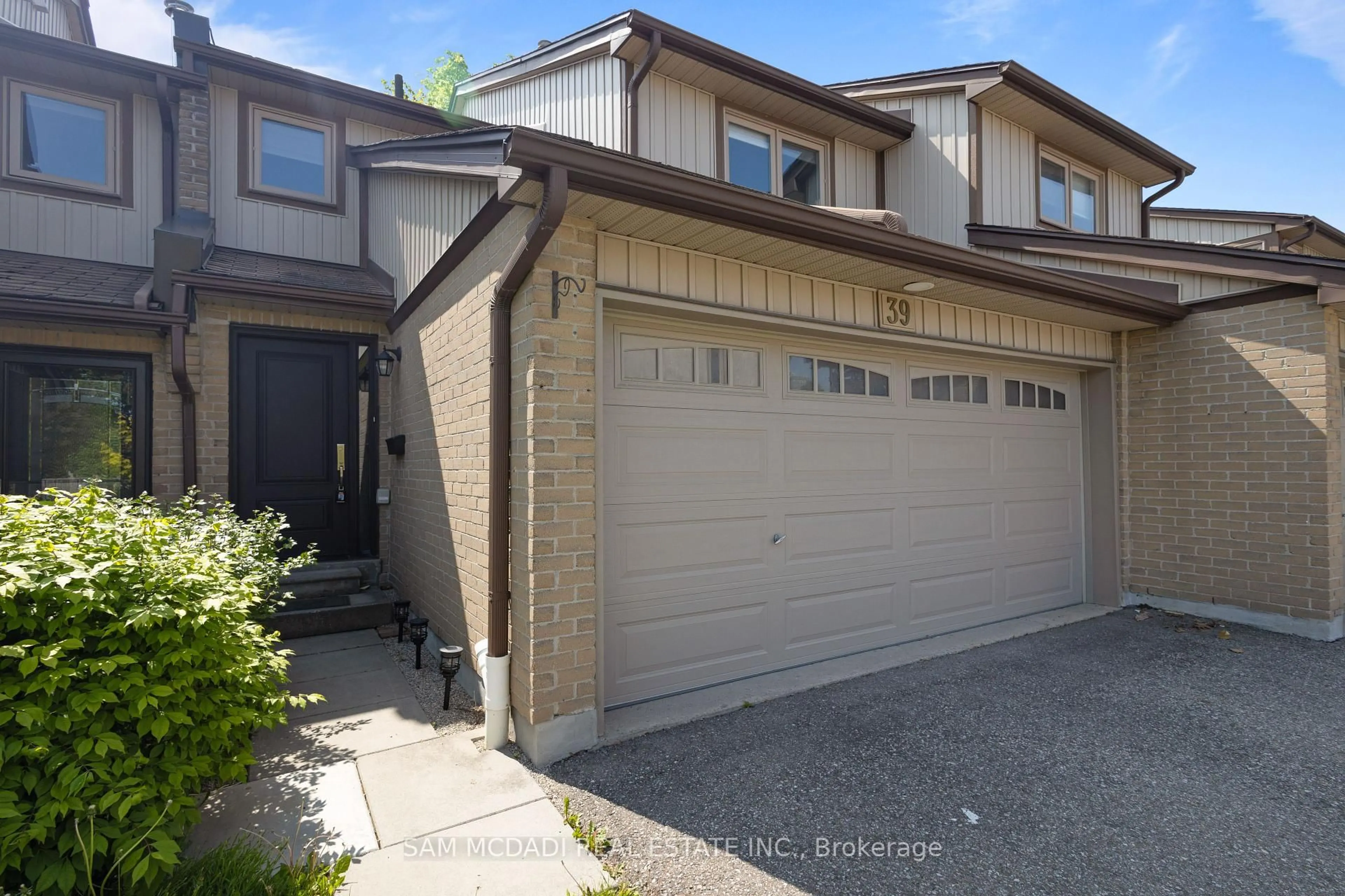 Unknown for 3500 South Millway #39, Mississauga Ontario L5L 3T8