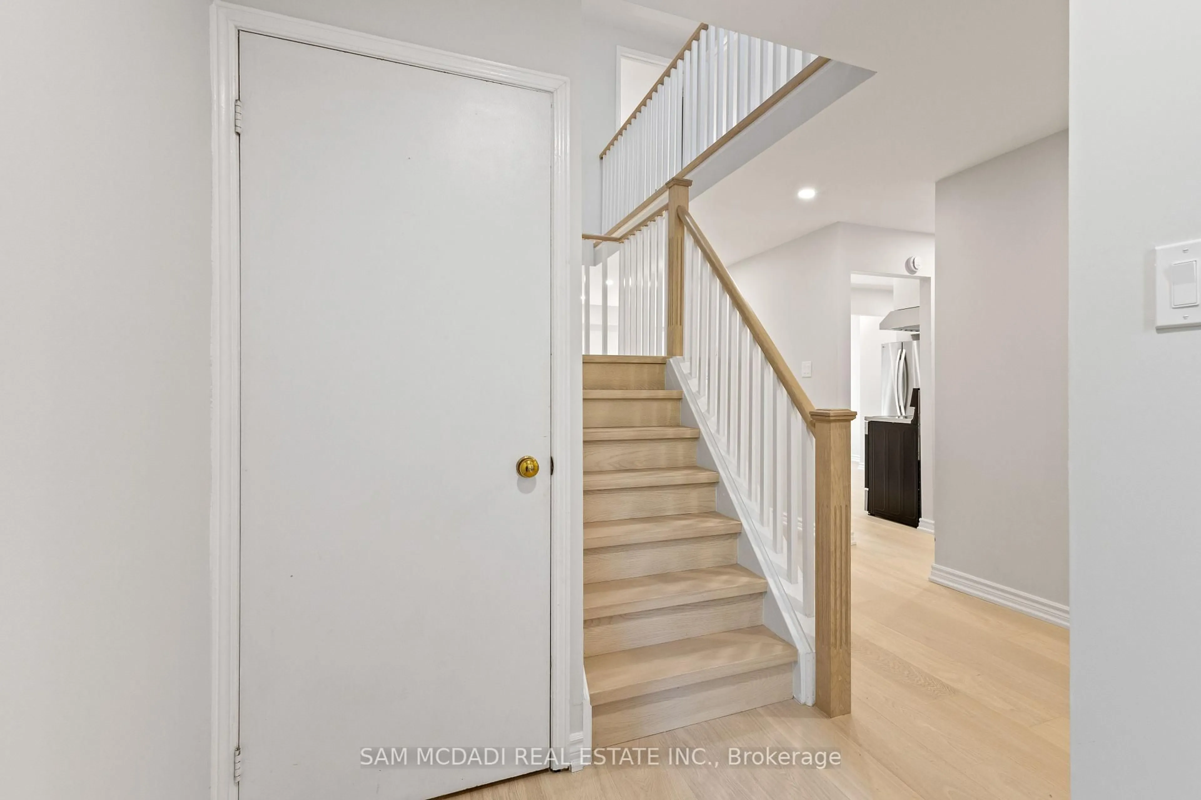 Unknown for 3500 South Millway #39, Mississauga Ontario L5L 3T8