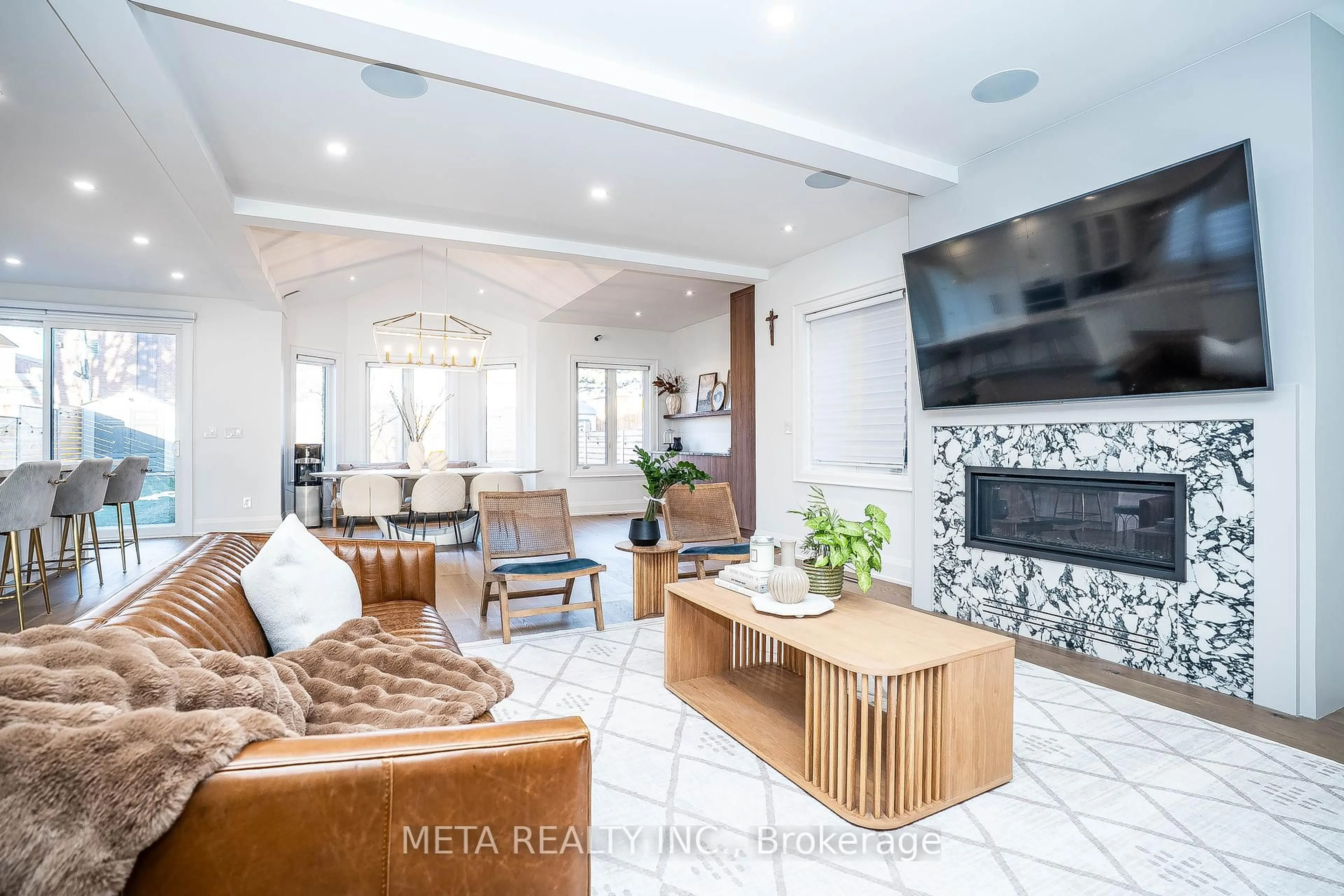 Home theater for 20 Shaver Ave, Toronto Ontario M9B 4N4