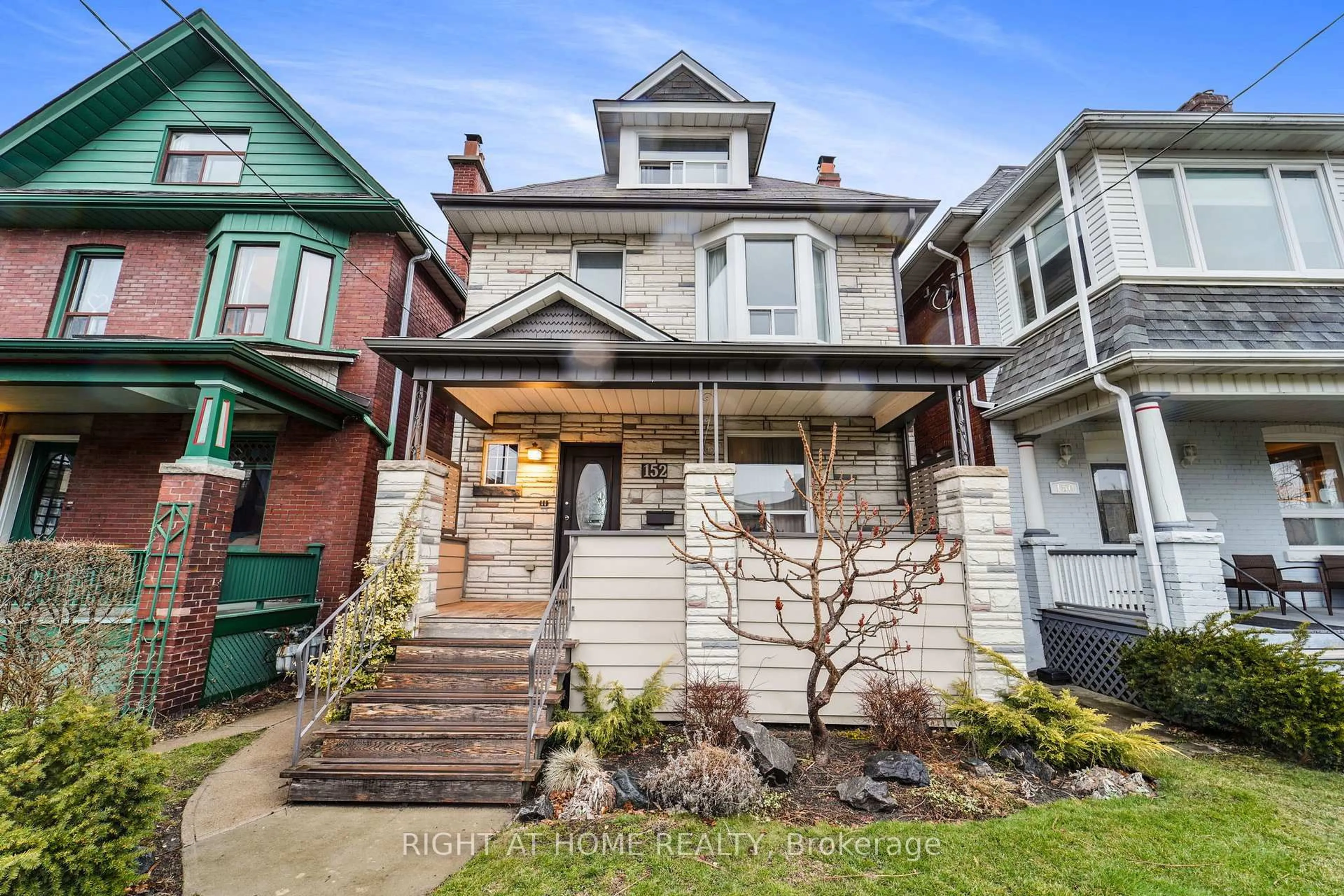 Home with brick exterior material, street for 152 Wright Ave, Toronto Ontario M6R 1L2