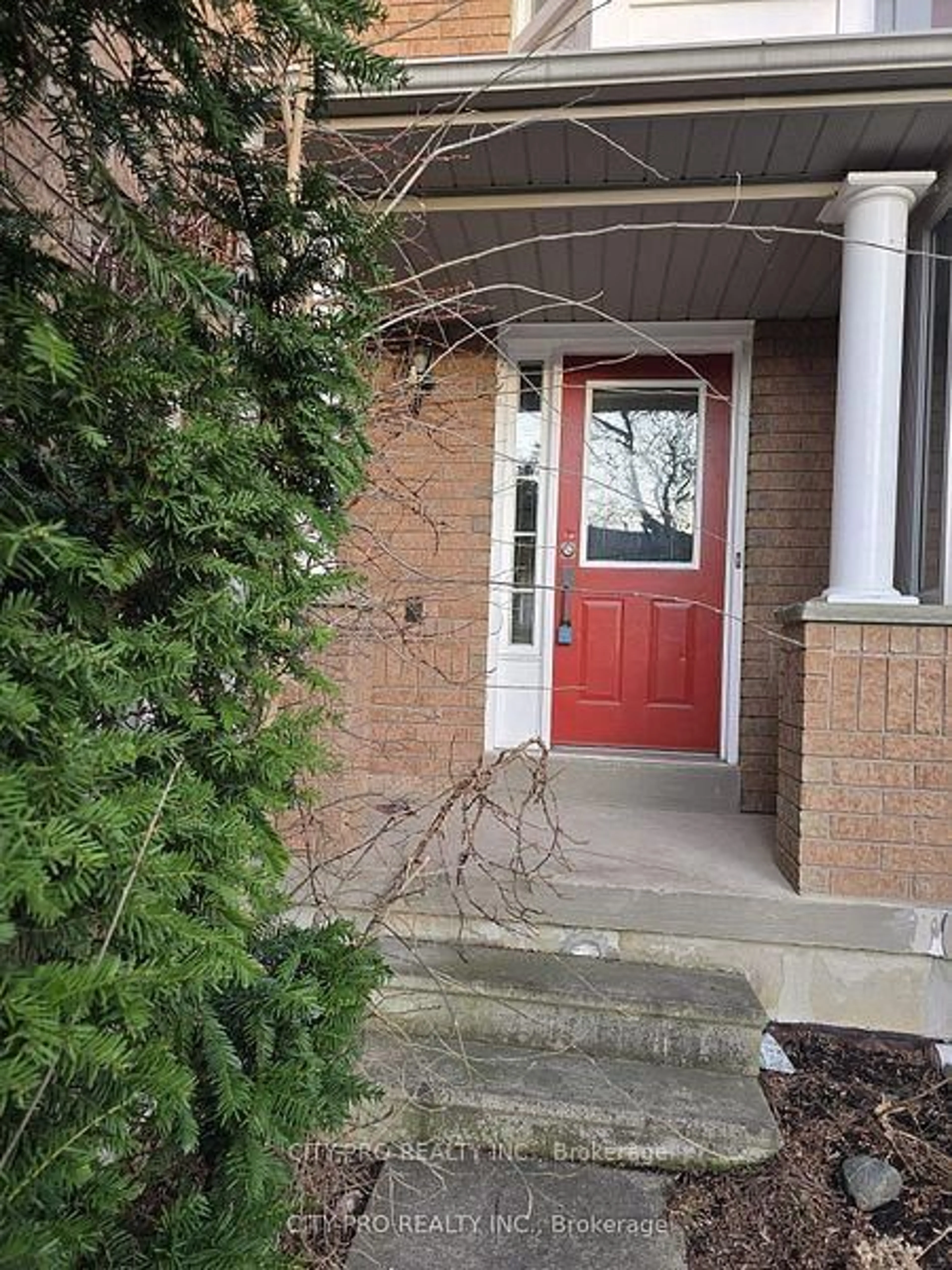Indoor entryway for 55 Rain Lily Lane, Brampton Ontario L6R 1S5