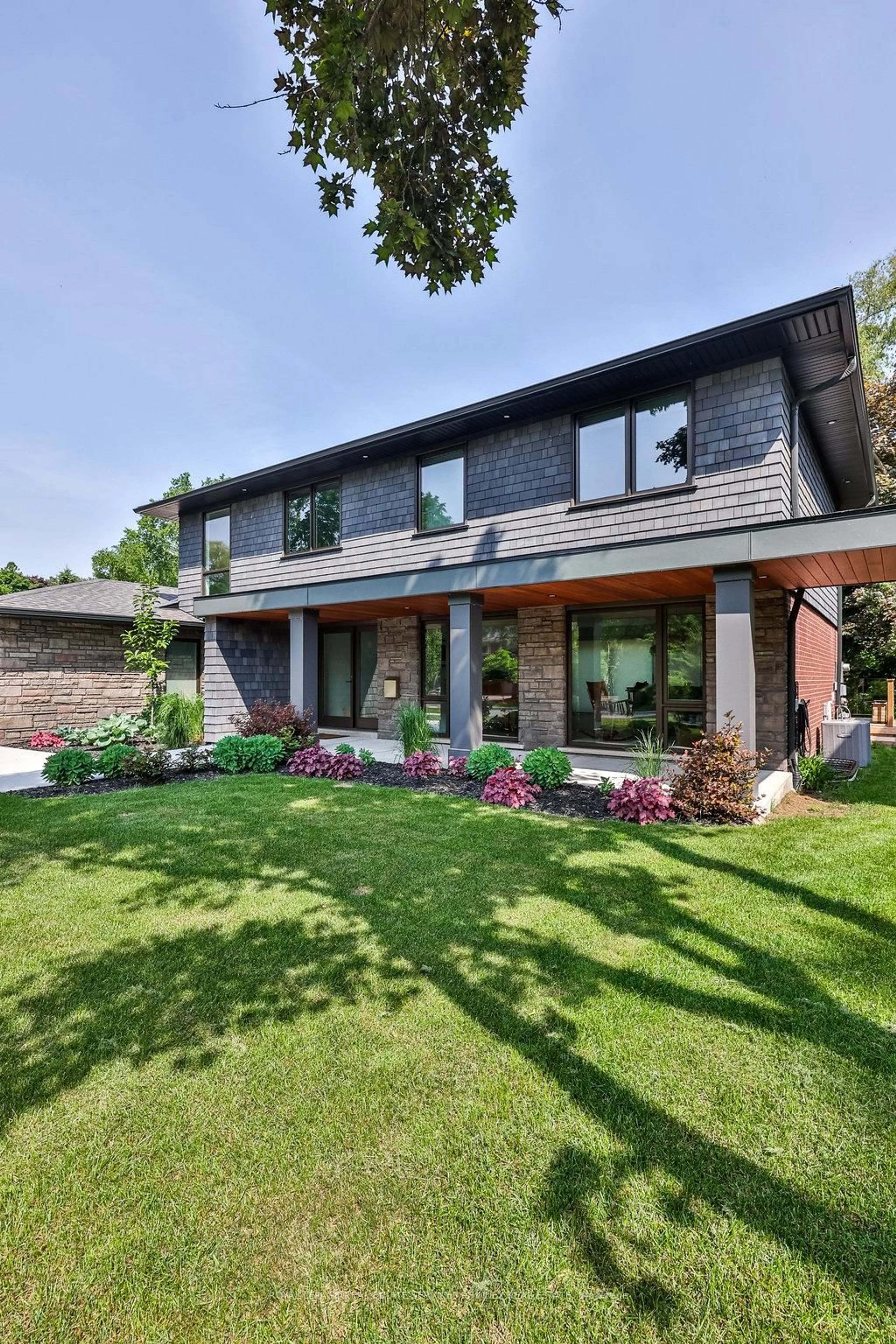 Home with brick exterior material, street for 1355 GATEHOUSE Dr, Mississauga Ontario L5H 1A6