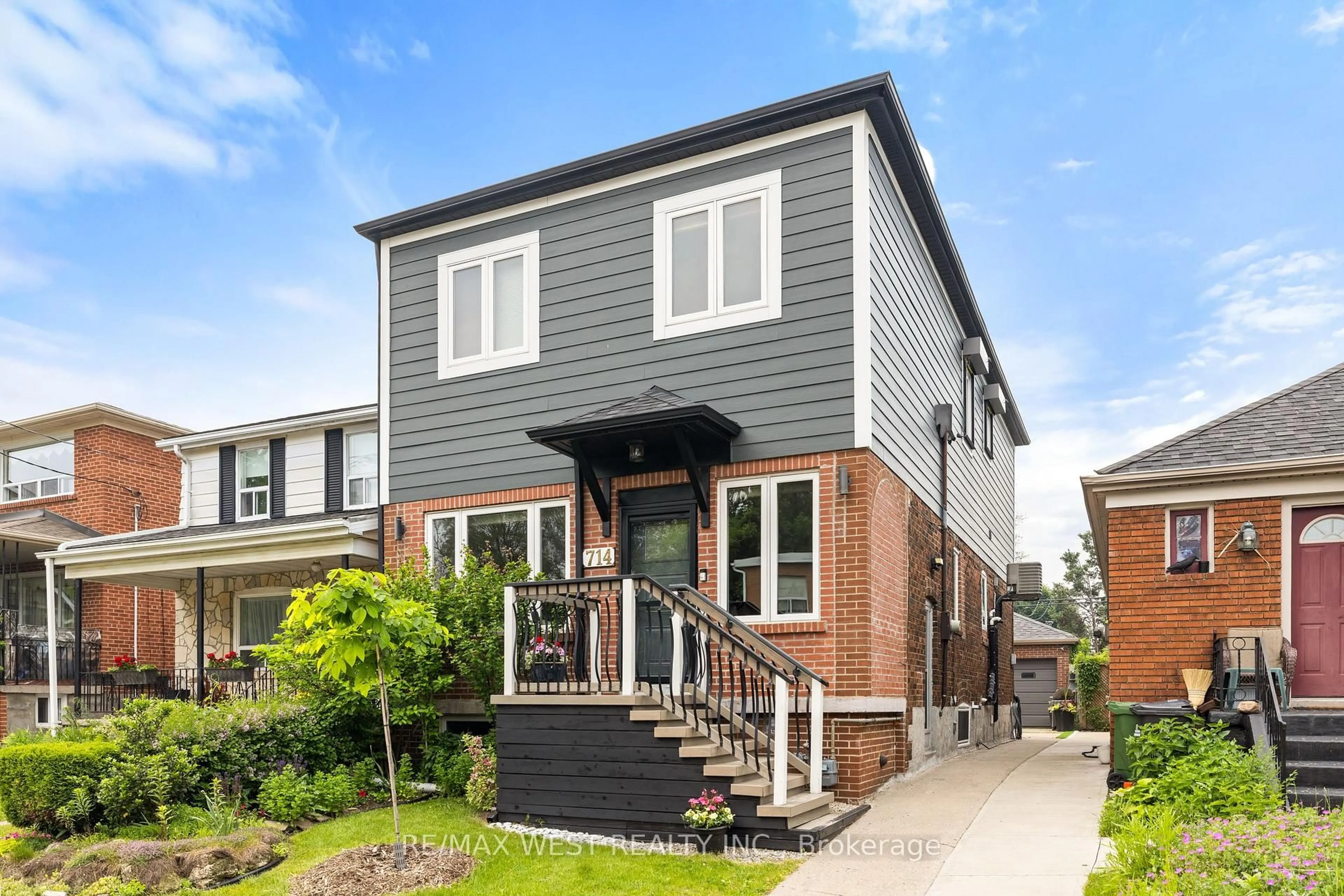 Home with brick exterior material, street for 714 Willard Ave, Toronto Ontario M6S 3S5