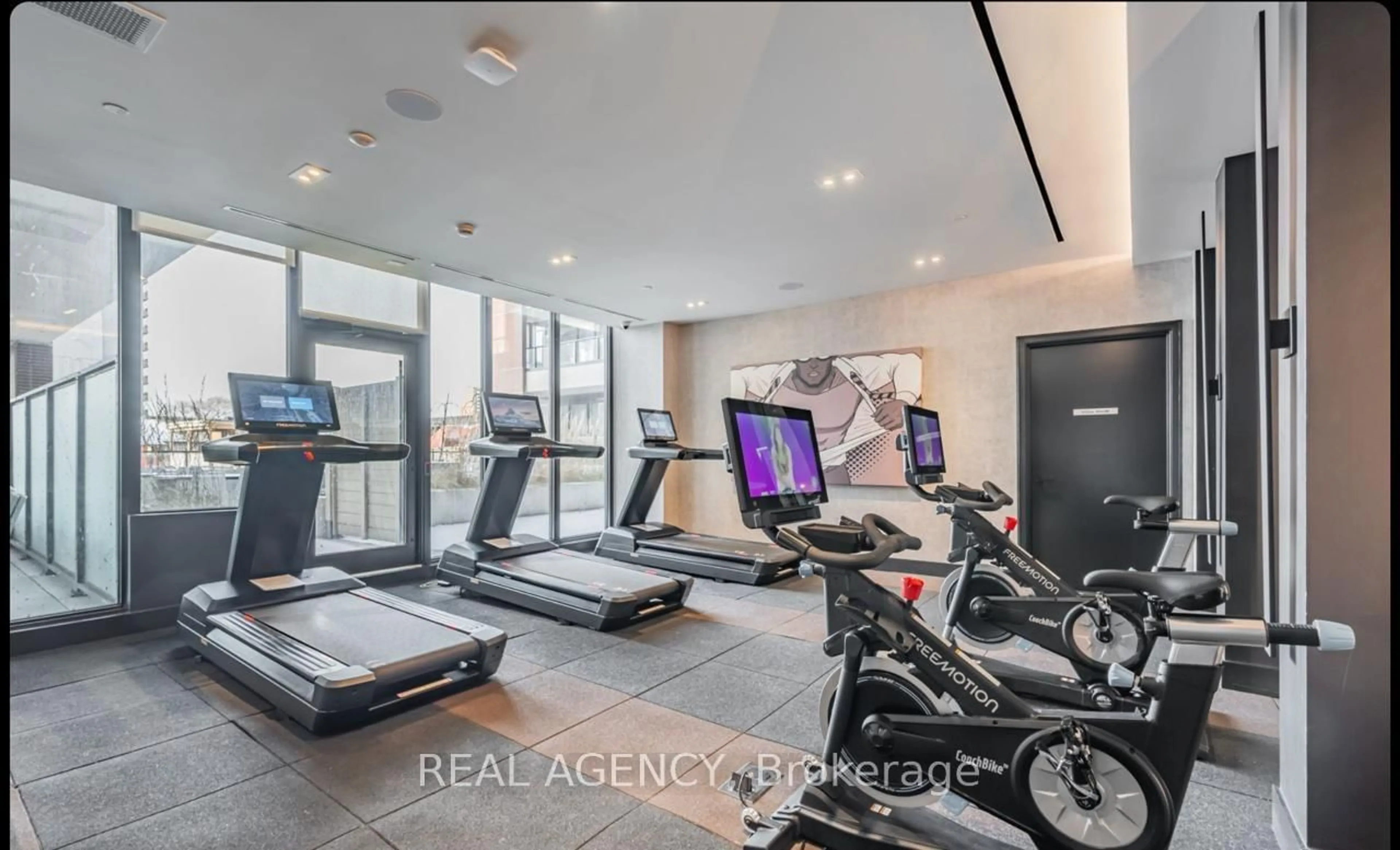 Gym or fitness room for 270 Dufferin St #821, Toronto Ontario M6K 0H8