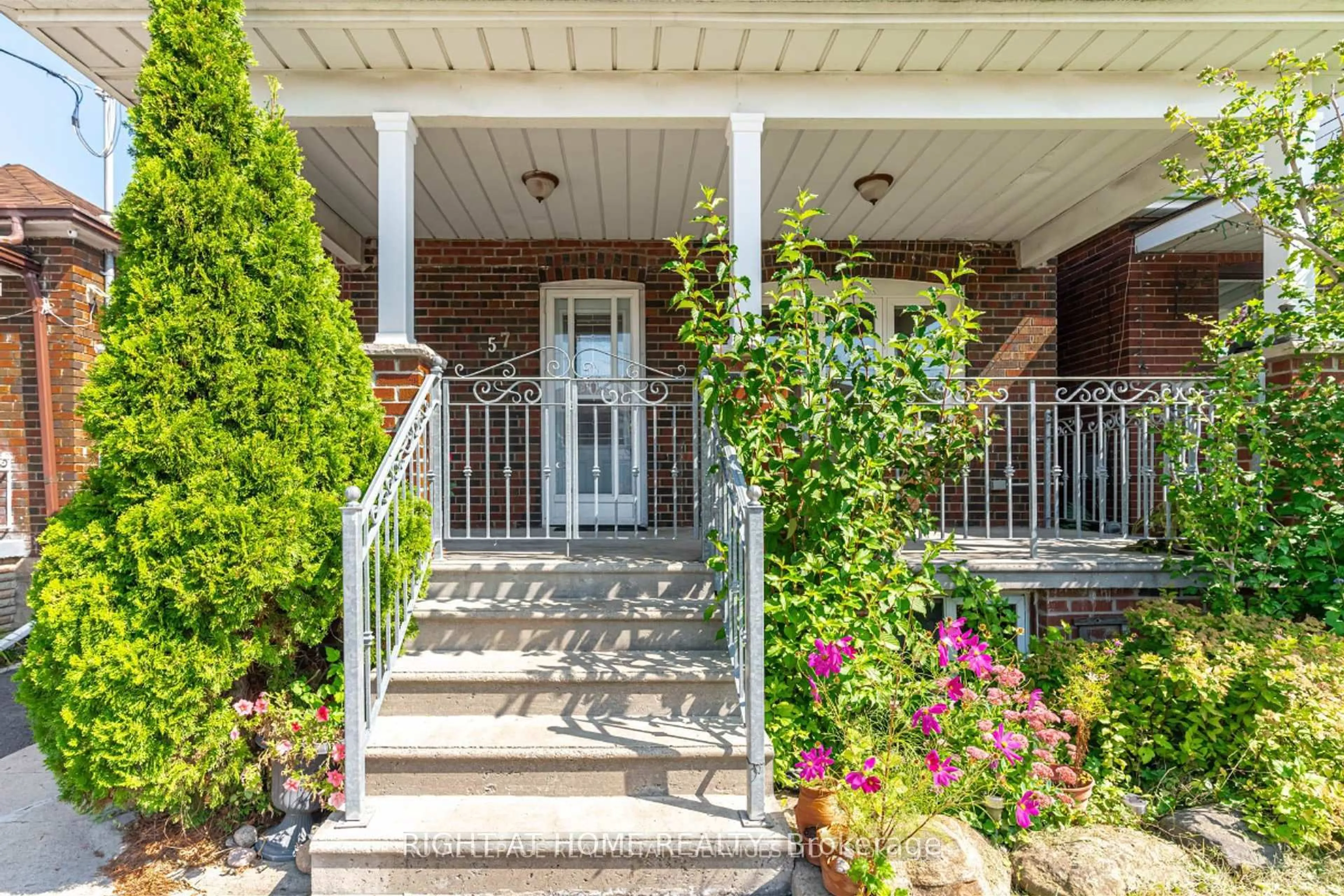 Unknown for 57 Chamberlain Ave, Toronto Ontario M6E 4J9