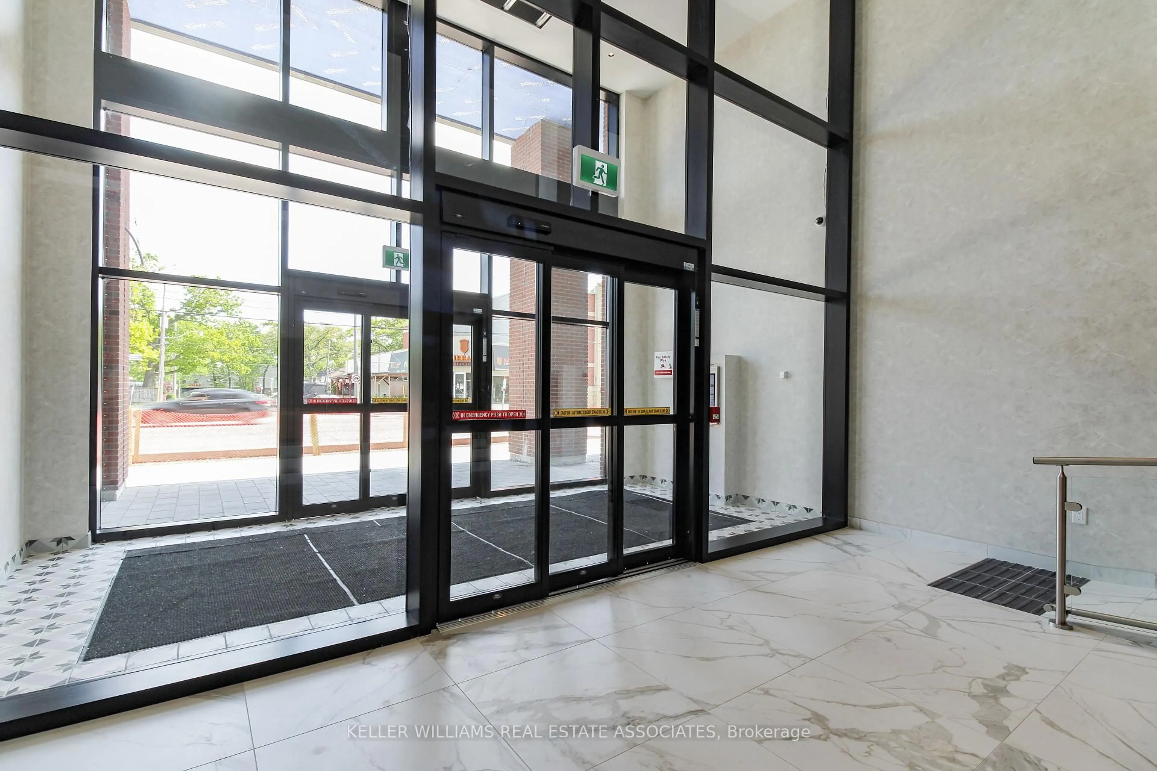 Indoor foyer for 2300 St. Clair Ave #416, Toronto Ontario M6N 1K8